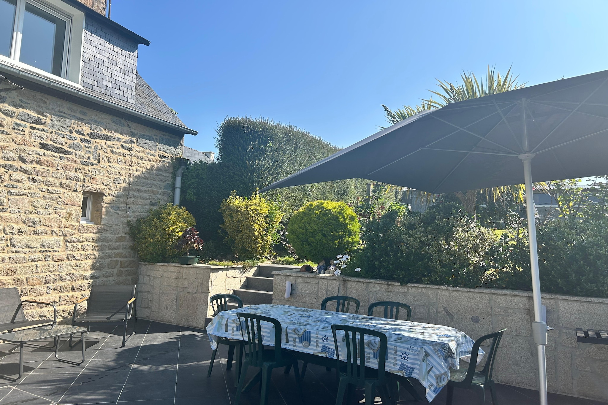 Maison avec terrasse sud et jardin clos Paimpol-Terrasbalkon