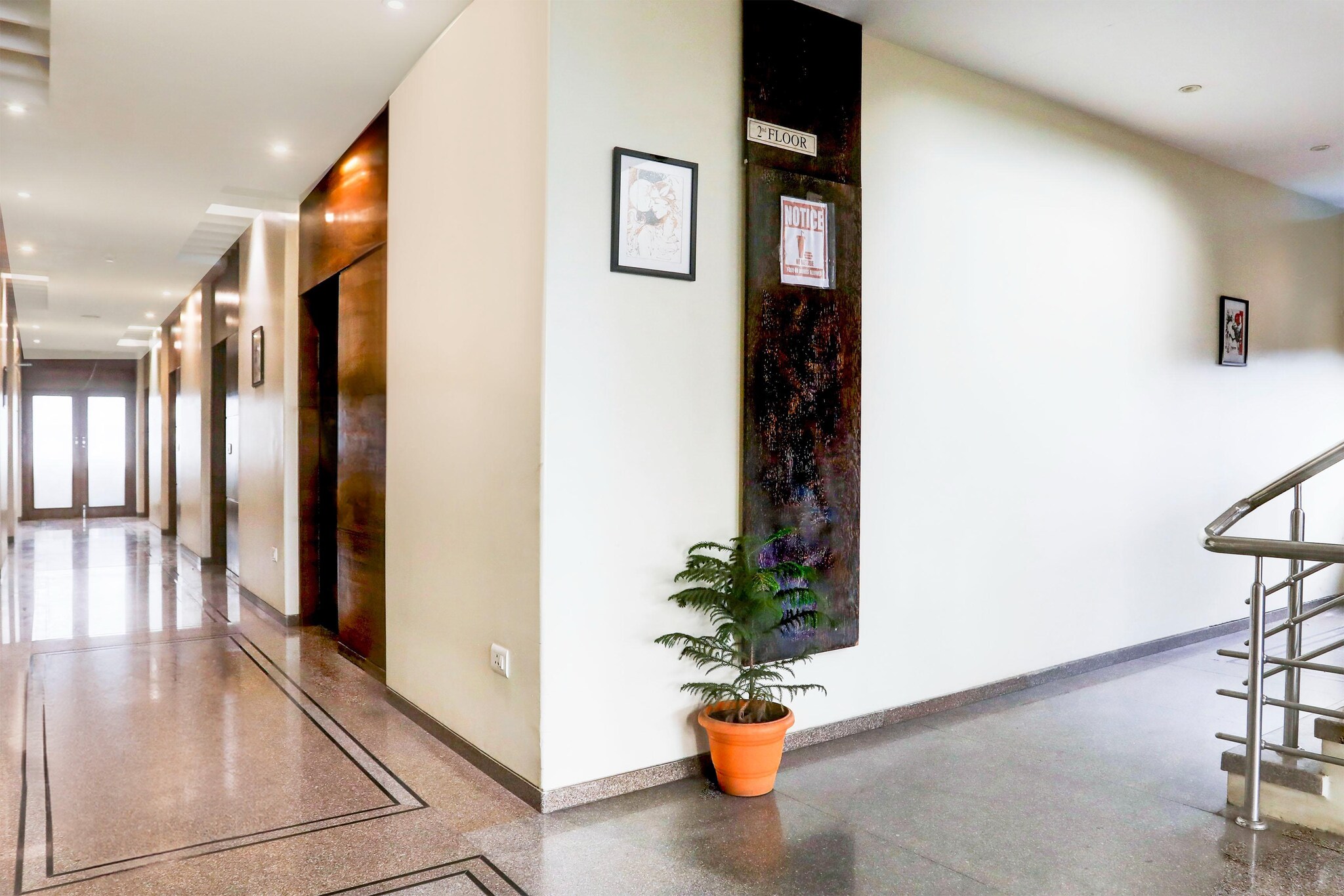 Cosy Stays at Durg Near Railway Station