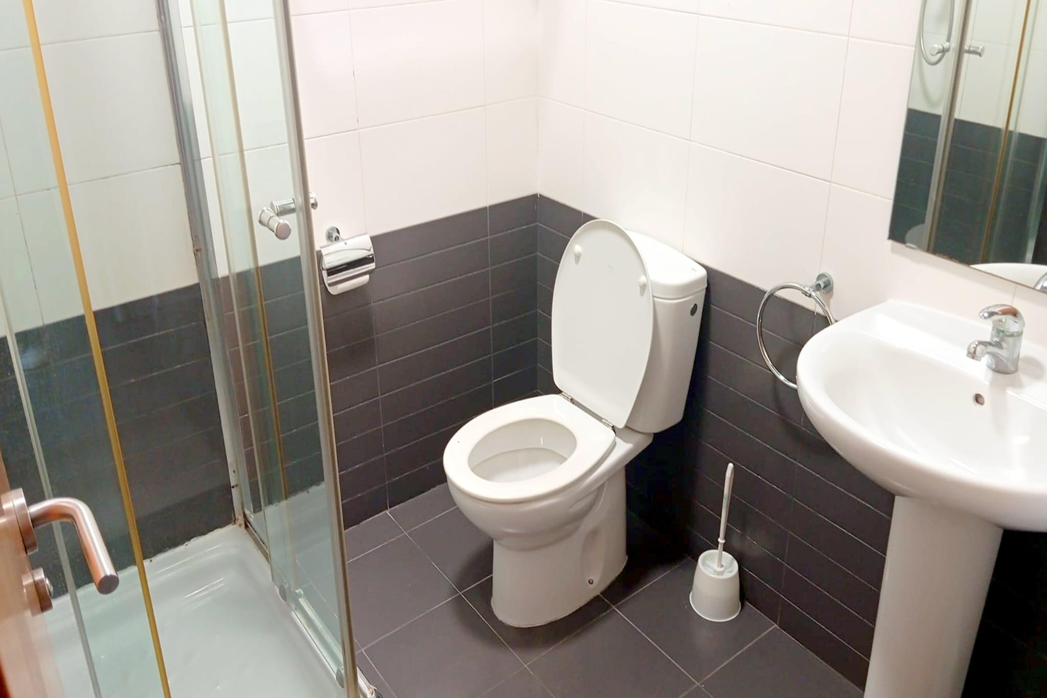 APOLO SUITES RENTALMAR ESTUDIO 4 PAX-Badkamer