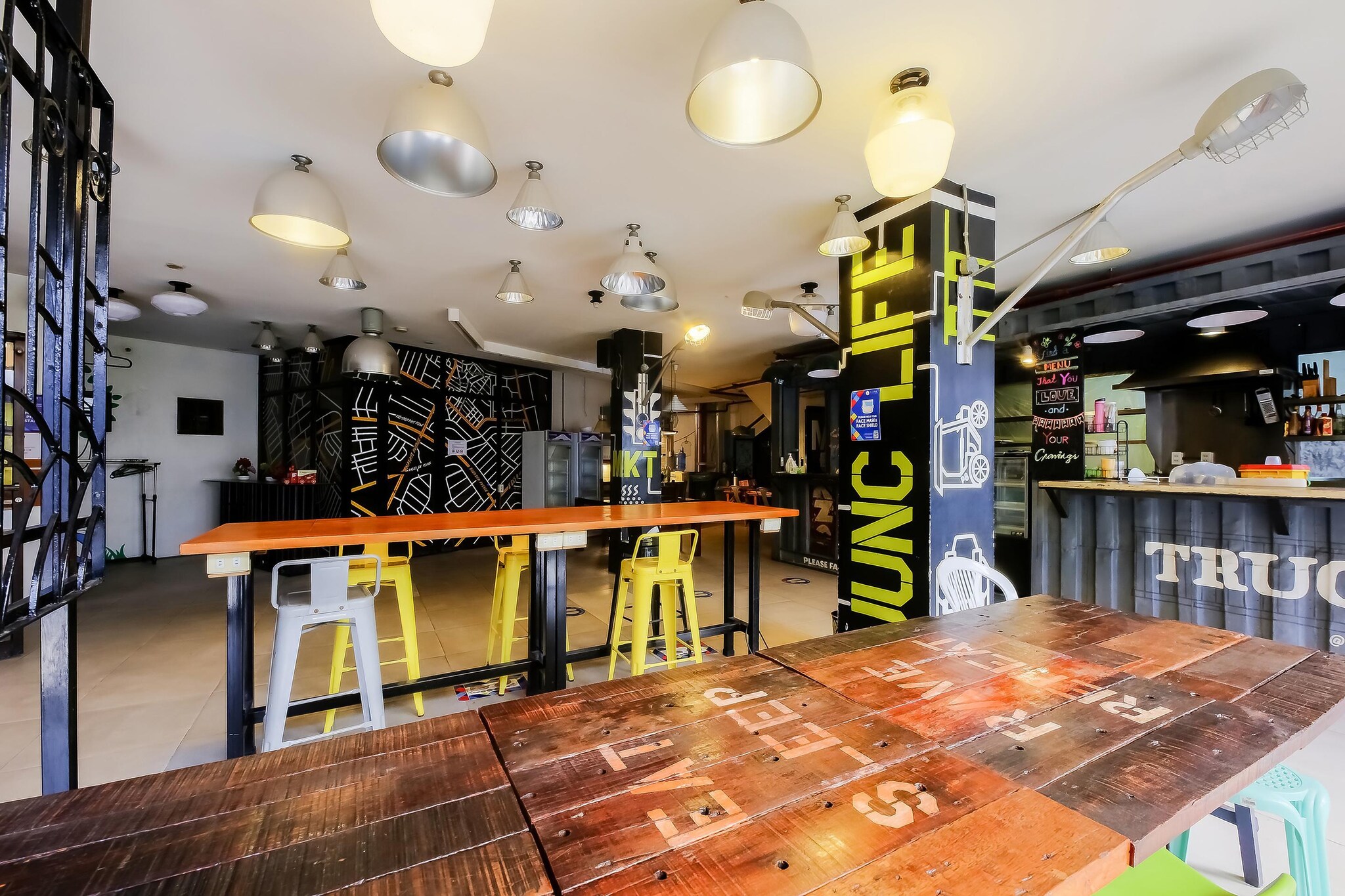 Ground floor: (bedroom(bunk bed, TV, seating area, air conditioning, telephone), bathroom(shower, toilet, bidet, hairdryer, Towels incl., shampoo, body soap))