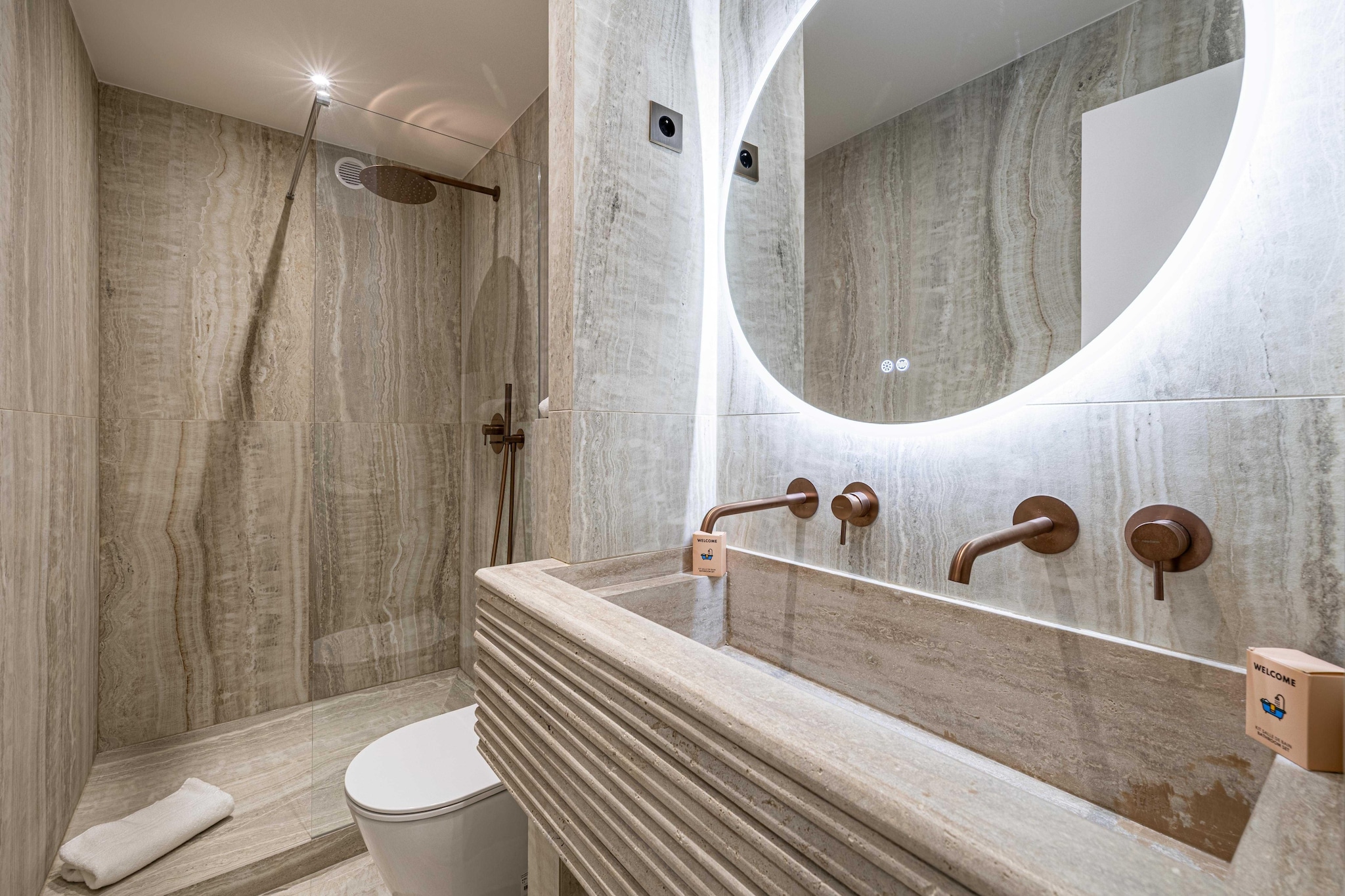 JB-9-LERINS-Badkamer