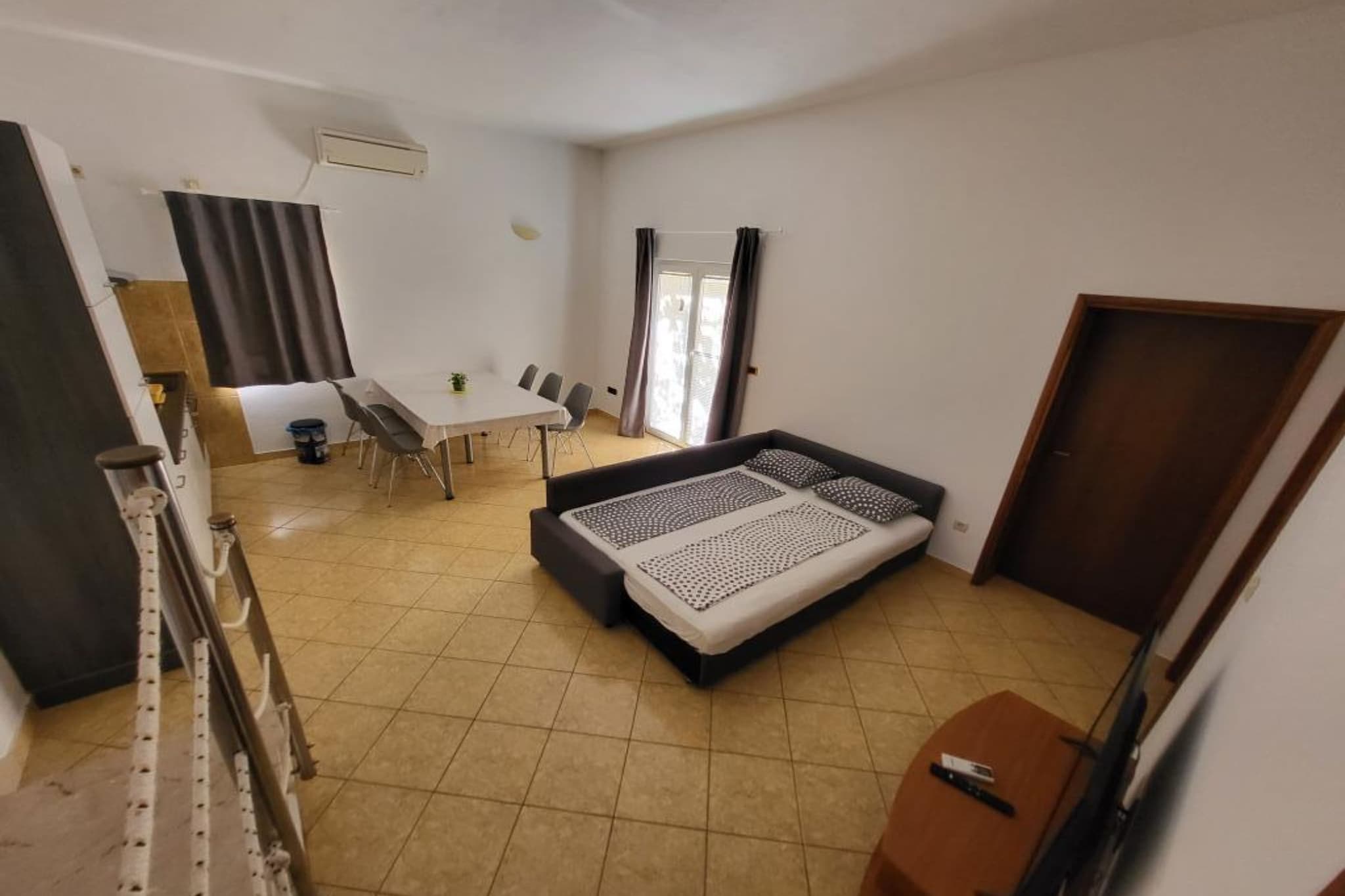 Two-Bedroom Apartment With Terrace And Sea View (A2)