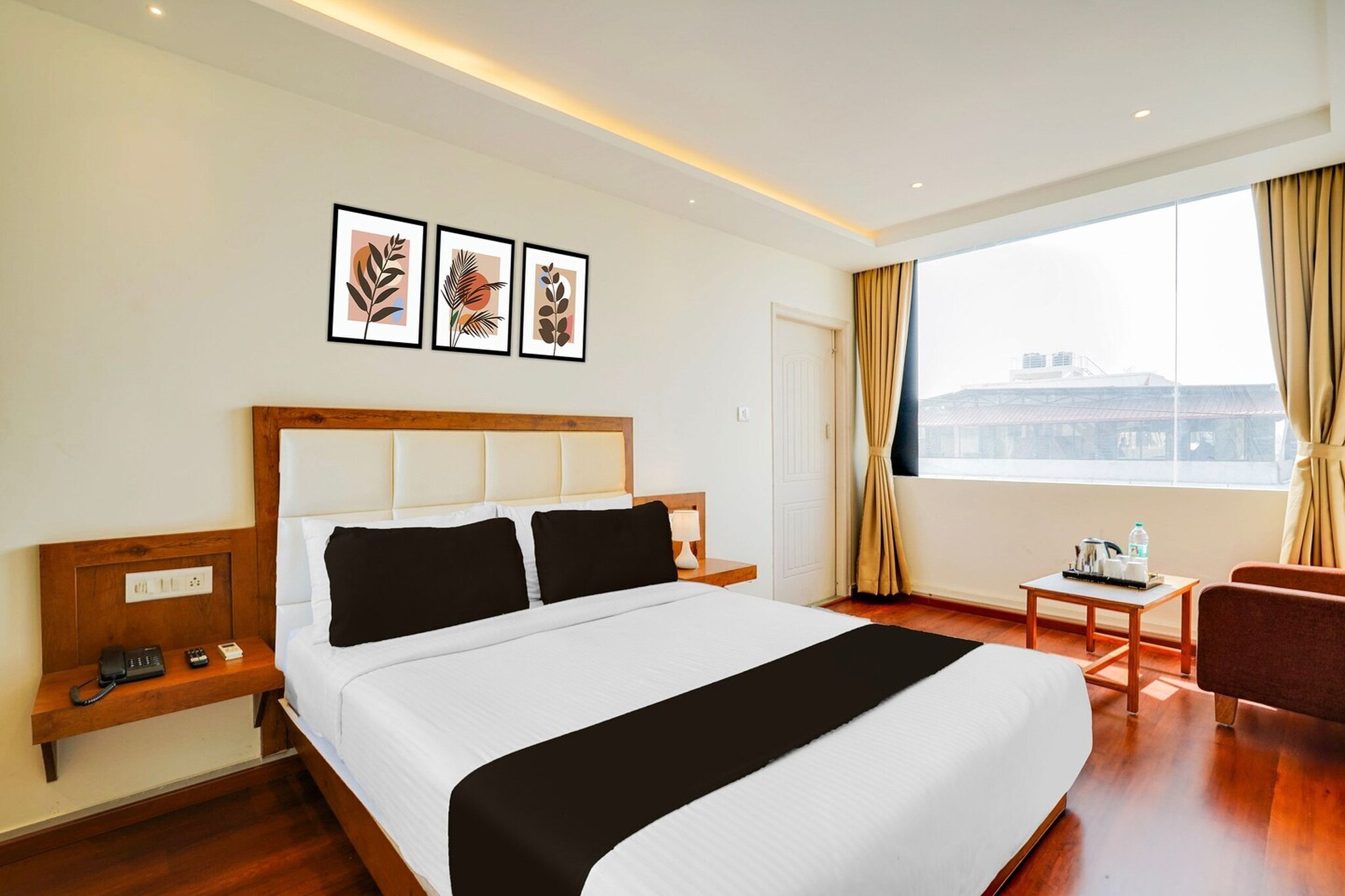 Cosy Stays at Ramamurthy Nagar by Phoenix Hotel is located in Bangalore, 8.6 km from Commercial Street and 10 km from Brigade Road. Featuring a restaurant, the 3-star hotel has air-conditioned rooms with free WiFi, each with a private bathroom. The accommodation provides room service, a 24-hour front desk and luggage storage for guests.
Guest rooms at the hotel are equipped with a seating area and a flat-screen TV with satellite channels. The units include a desk.
Chinnaswamy Stadium is 10 km from Cosy Stays at Ramamurthy Nagar by Phoenix Hotel, while Cubbon Park is 10 km away. Kempegowda International Airport is 26 km from the property.
Unmarried couples are warmly welcome at this property.
Guests with local ID proof are warmly welcome.
Early Check-In Policy: A full day’s room rate will be charged for check-ins before 6:00 AM. Complimentary early check-in is available between 6:00 AM and 10:00 AM, subject to room availability.
Check-in is only available to guests aged 18 and above. Please provide a government-issued ID to confirm your age.