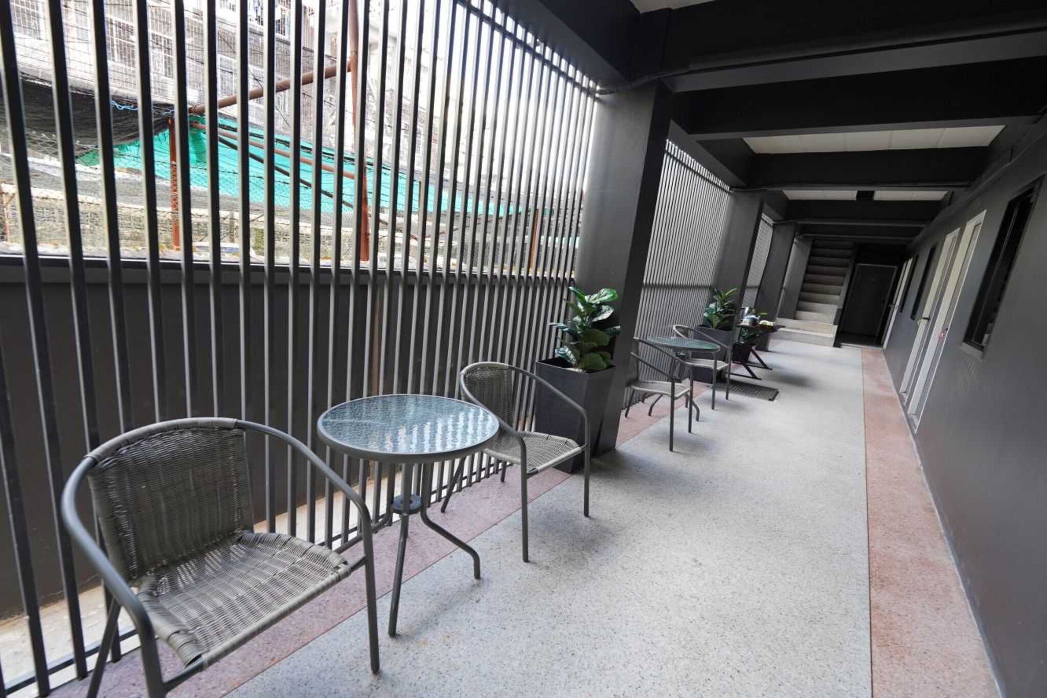 Sunny Twin Escape | Trendy Comfort in Bangkok