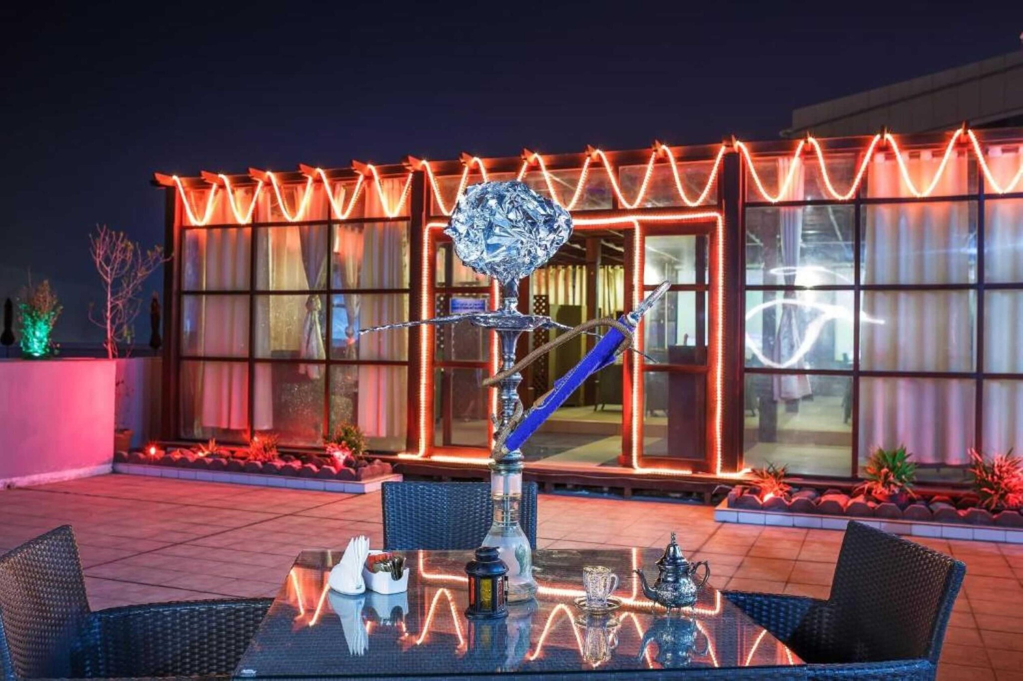 Hotel in Fujairah with Rooftop Pools & Bay Views