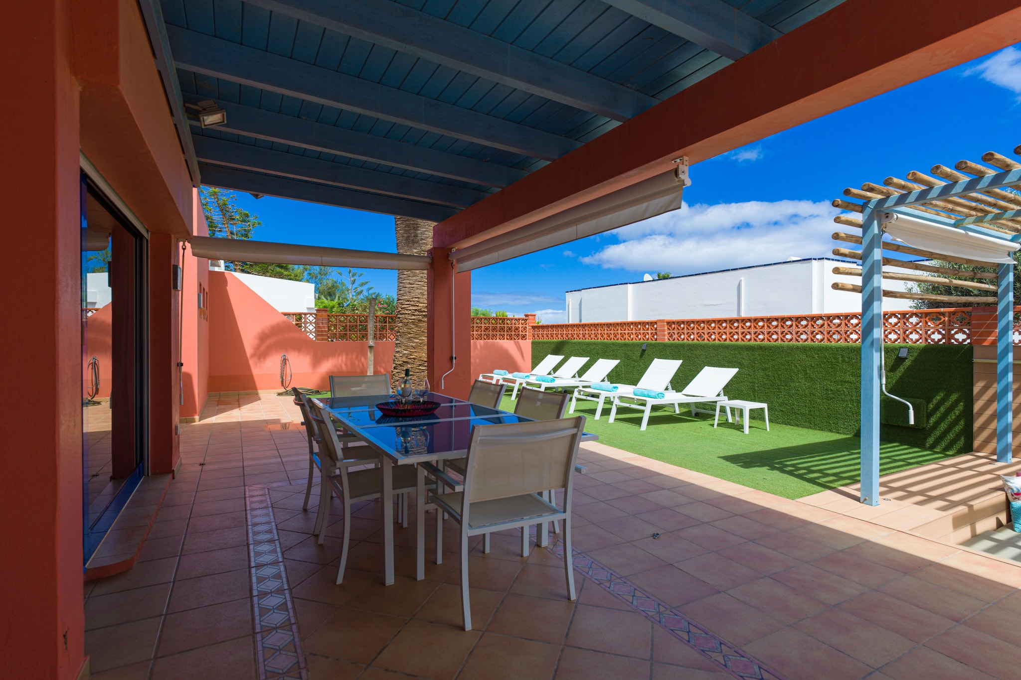 Long Beach with pool By CanariasGetaway-Balcon-terrasse