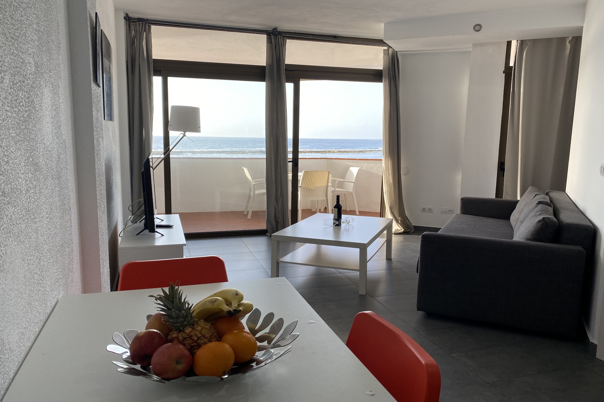 Vista Dorada al mar balcón-Wifi By Canariasgetaway-Salon