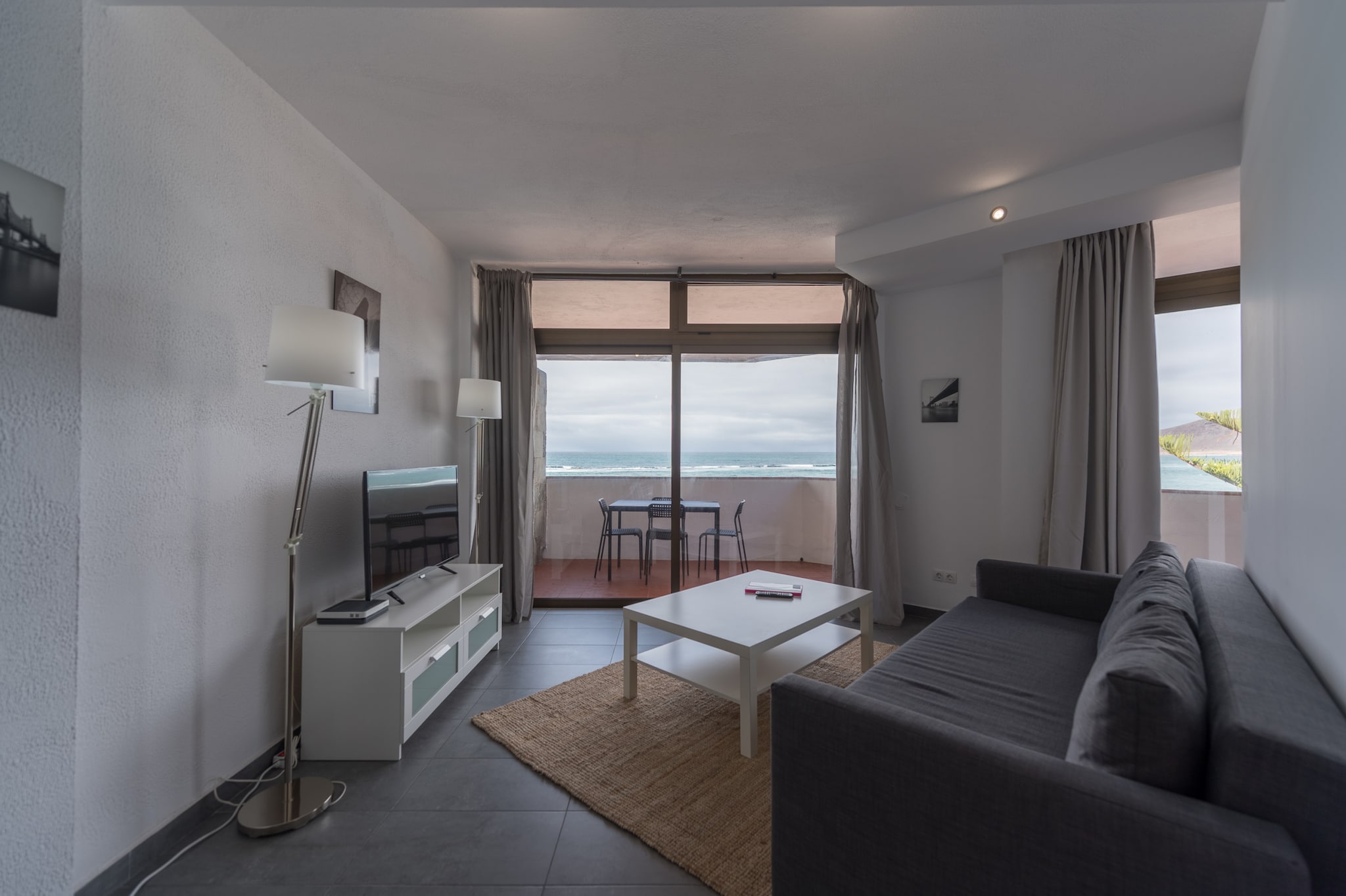 Vista Dorada al mar balcón-Wifi By Canariasgetaway-Salon