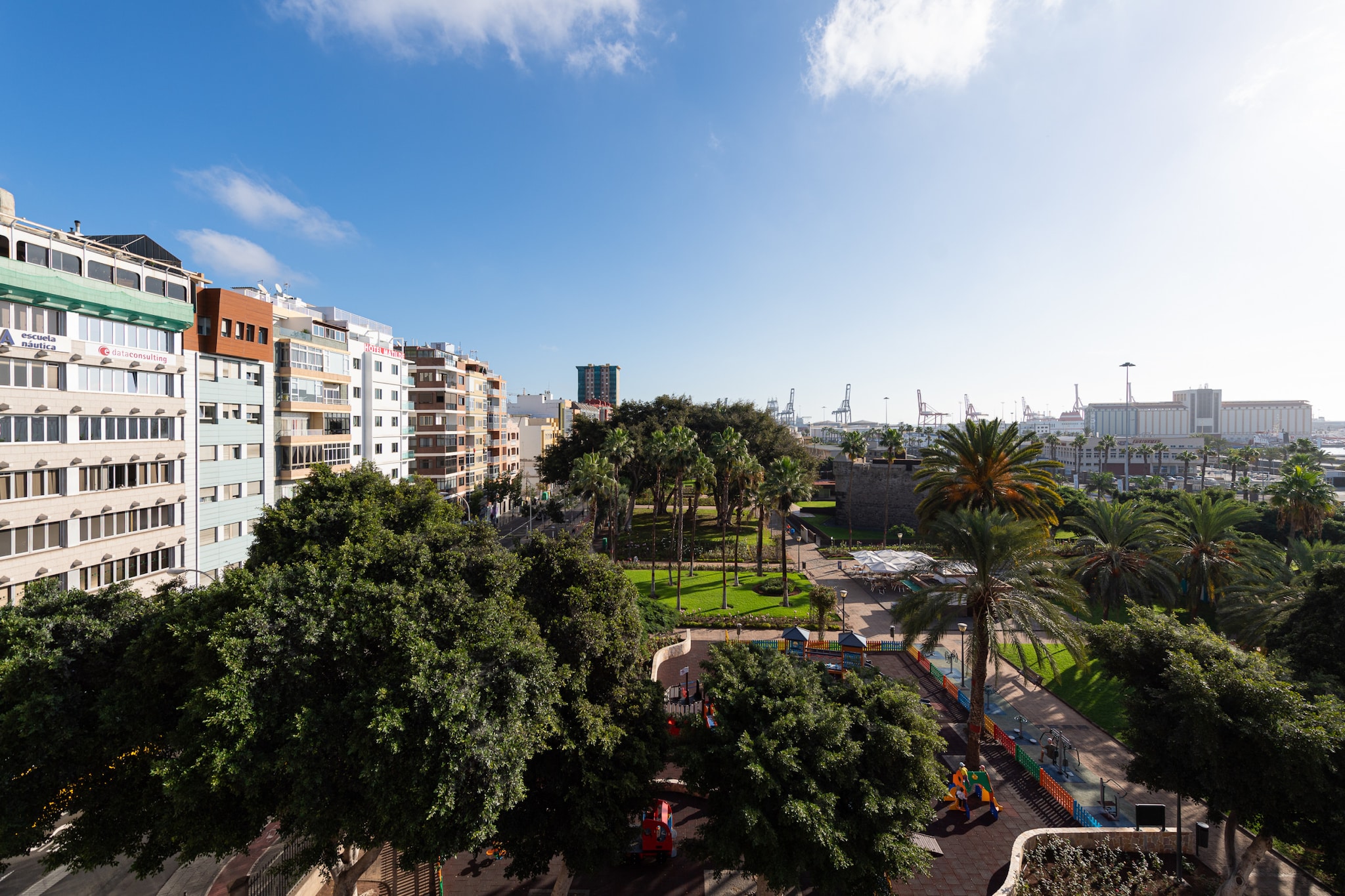 Castle and Park view By CanariasGetaway-Extérieur