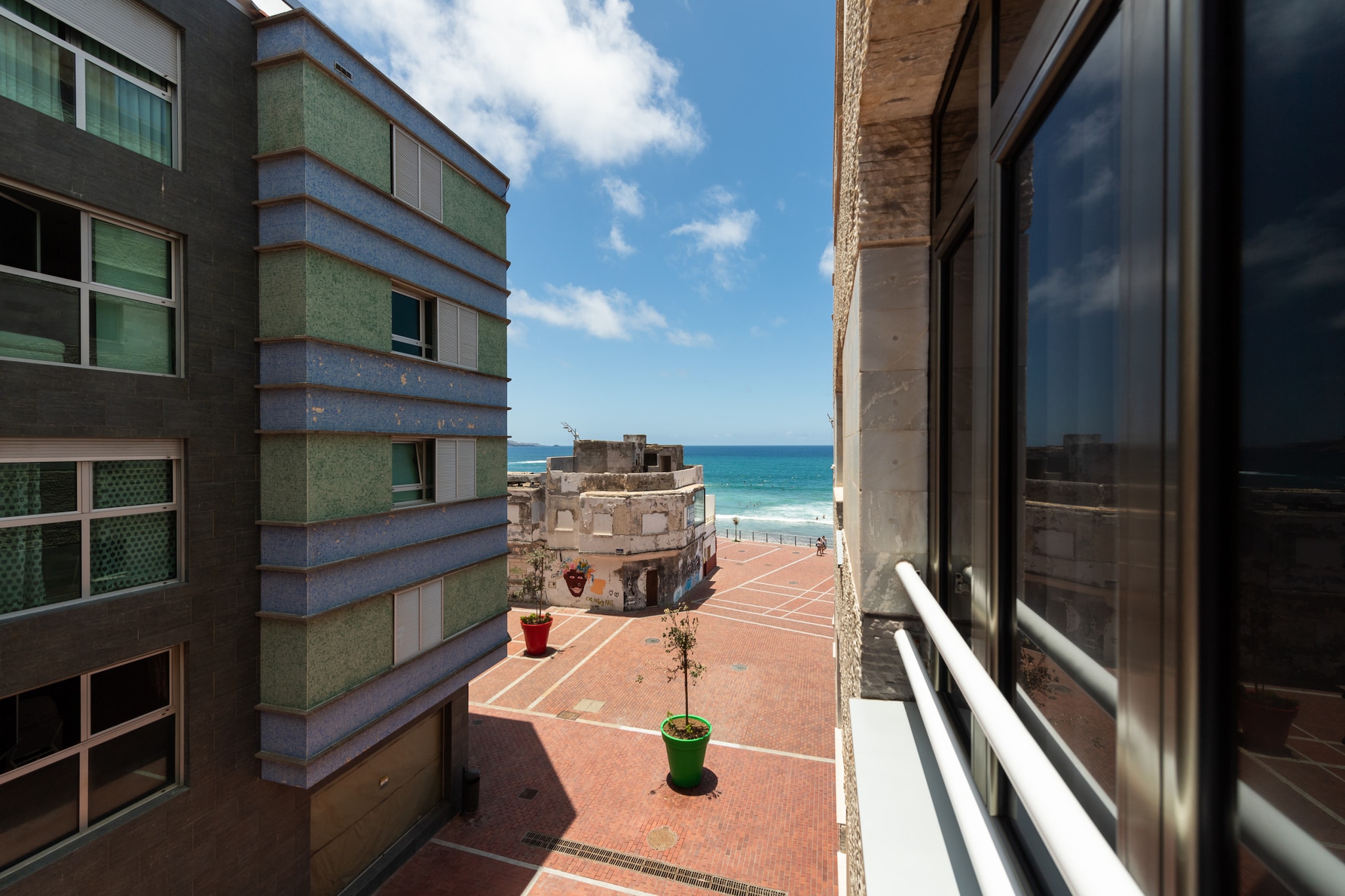 Surf Beach Canteras & Parking By CanariasGetaway