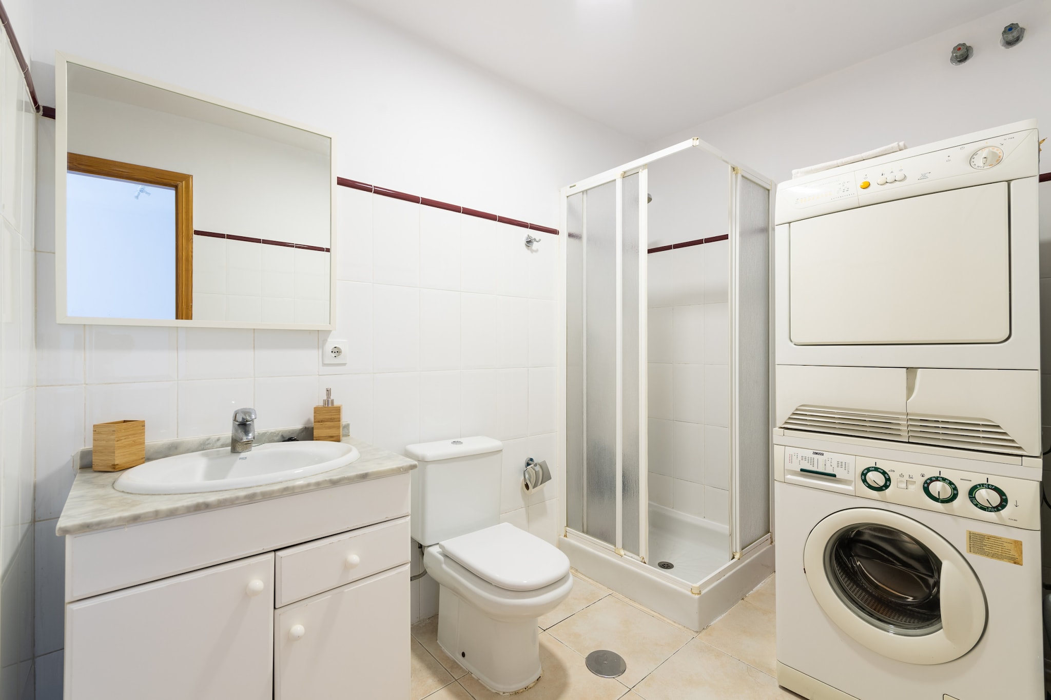 Surf Beach Canteras & Parking By CanariasGetaway-Salle de bain