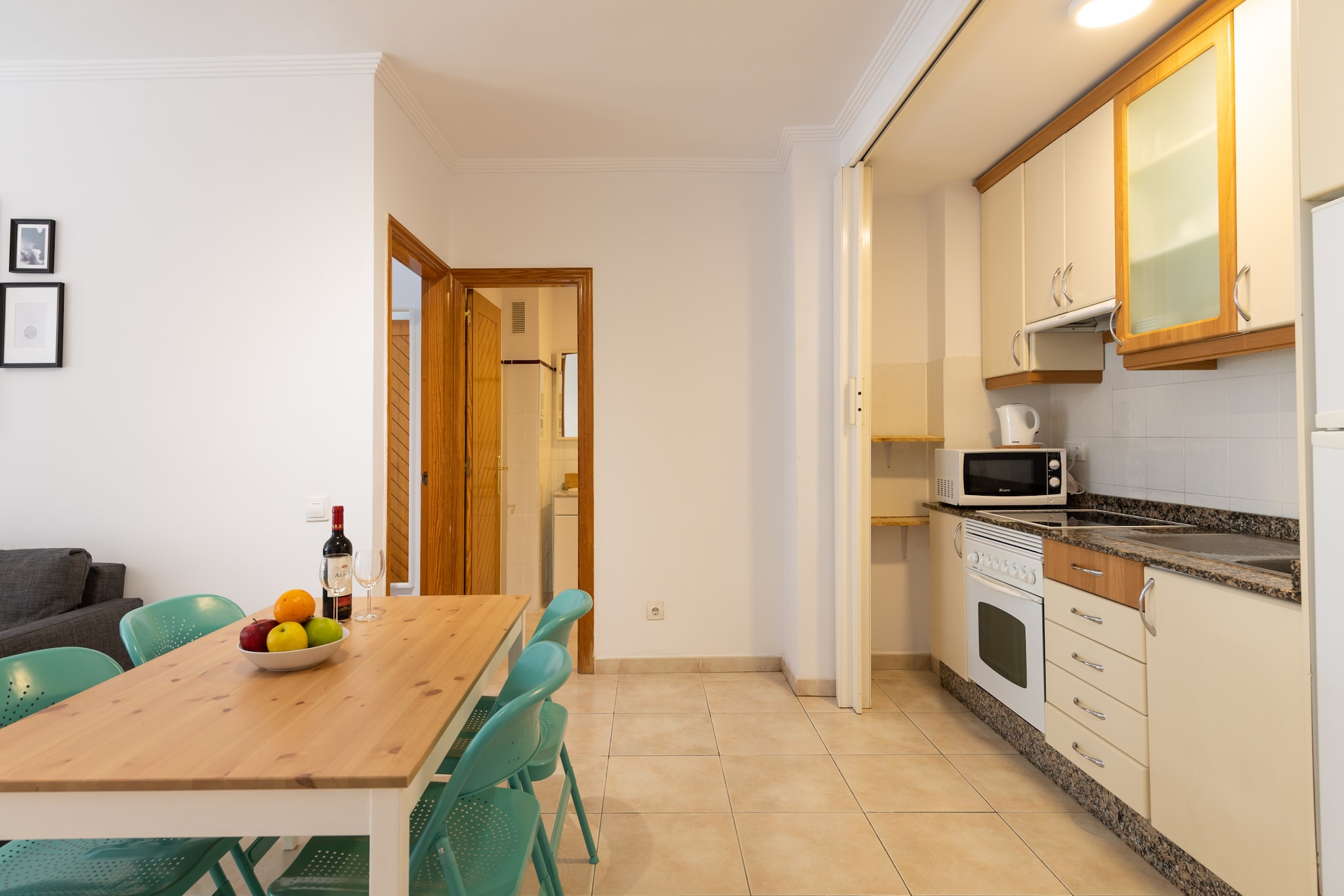 Surf Beach Canteras & Parking By CanariasGetaway-Cuisine