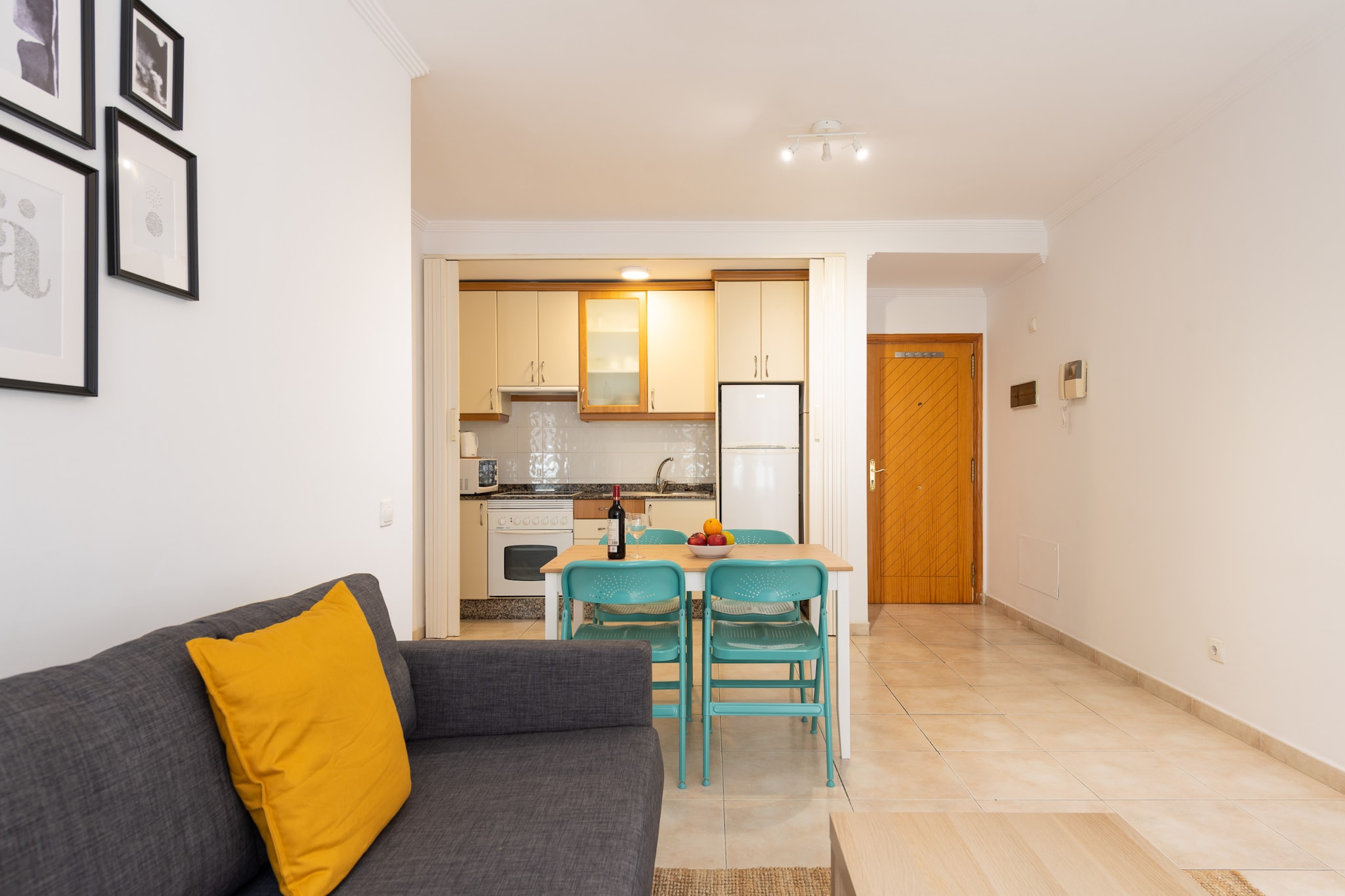 Surf Beach Canteras & Parking By CanariasGetaway-Salon