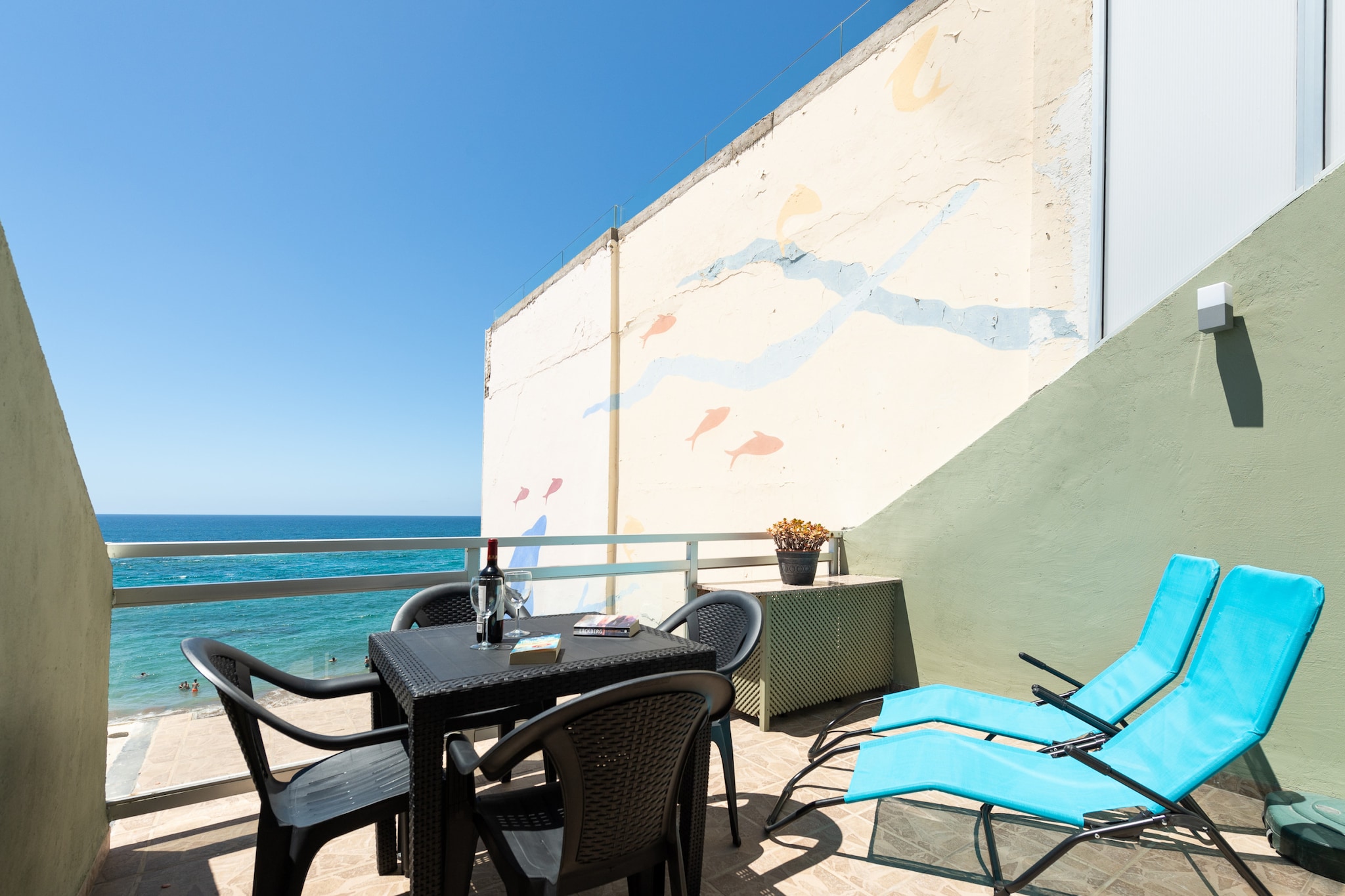 Front line with nice terrace By CanariasGetaway-Terras