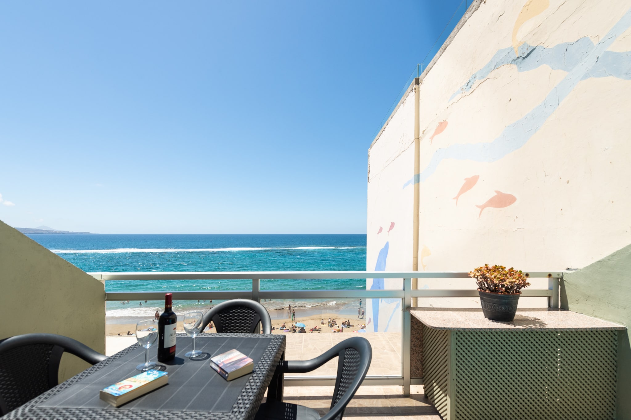 Front line with nice terrace By CanariasGetaway-Terras