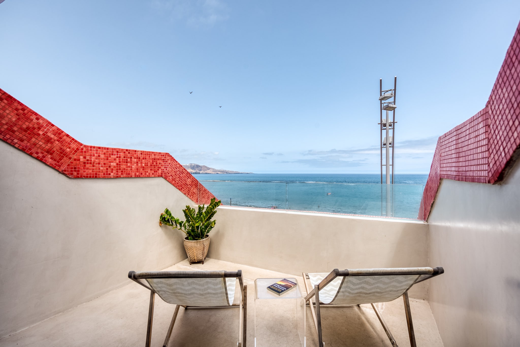 Nice beach views with terrace By CanariasGetaway-Terrasse