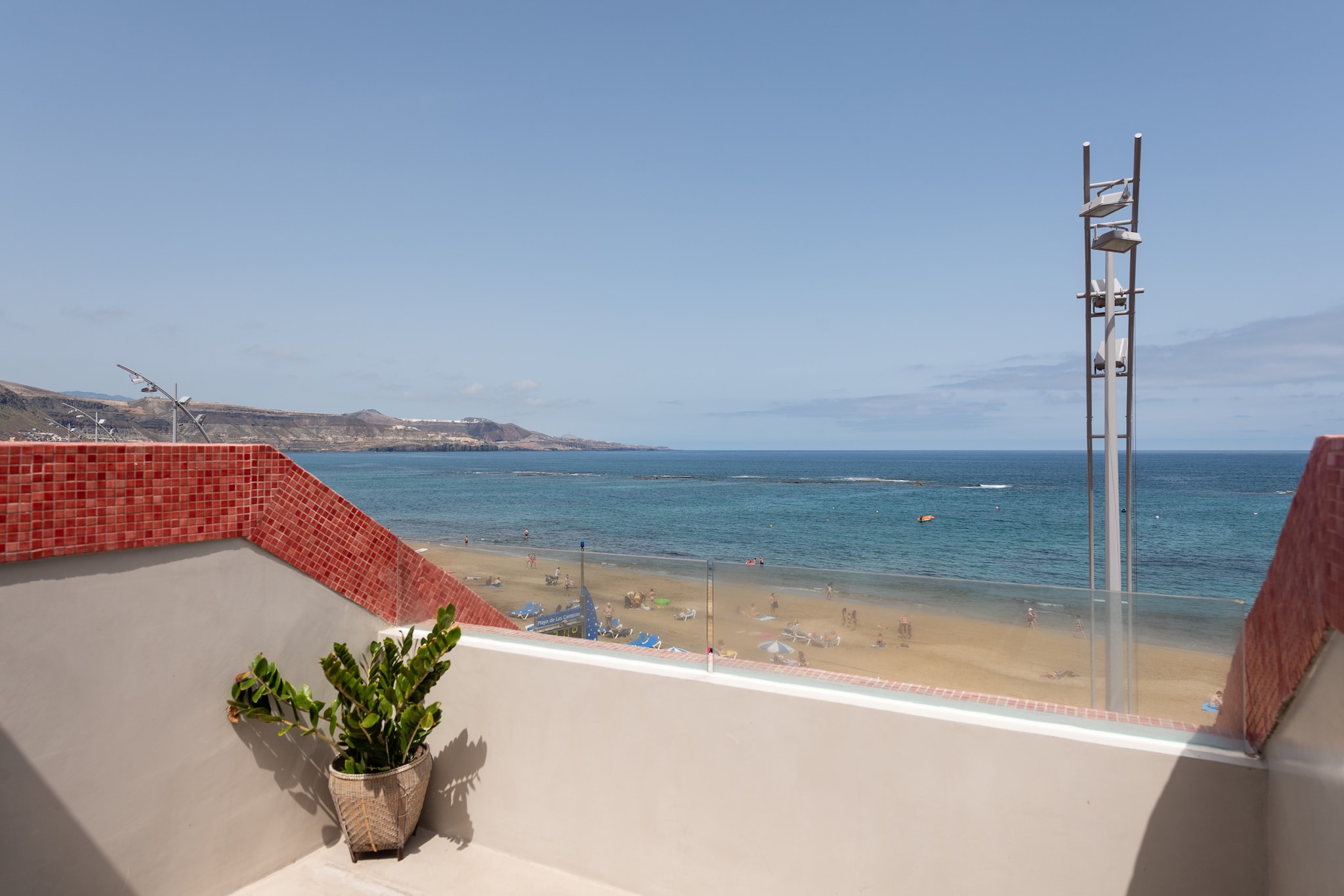 Nice beach views with terrace By CanariasGetaway-Terrasse