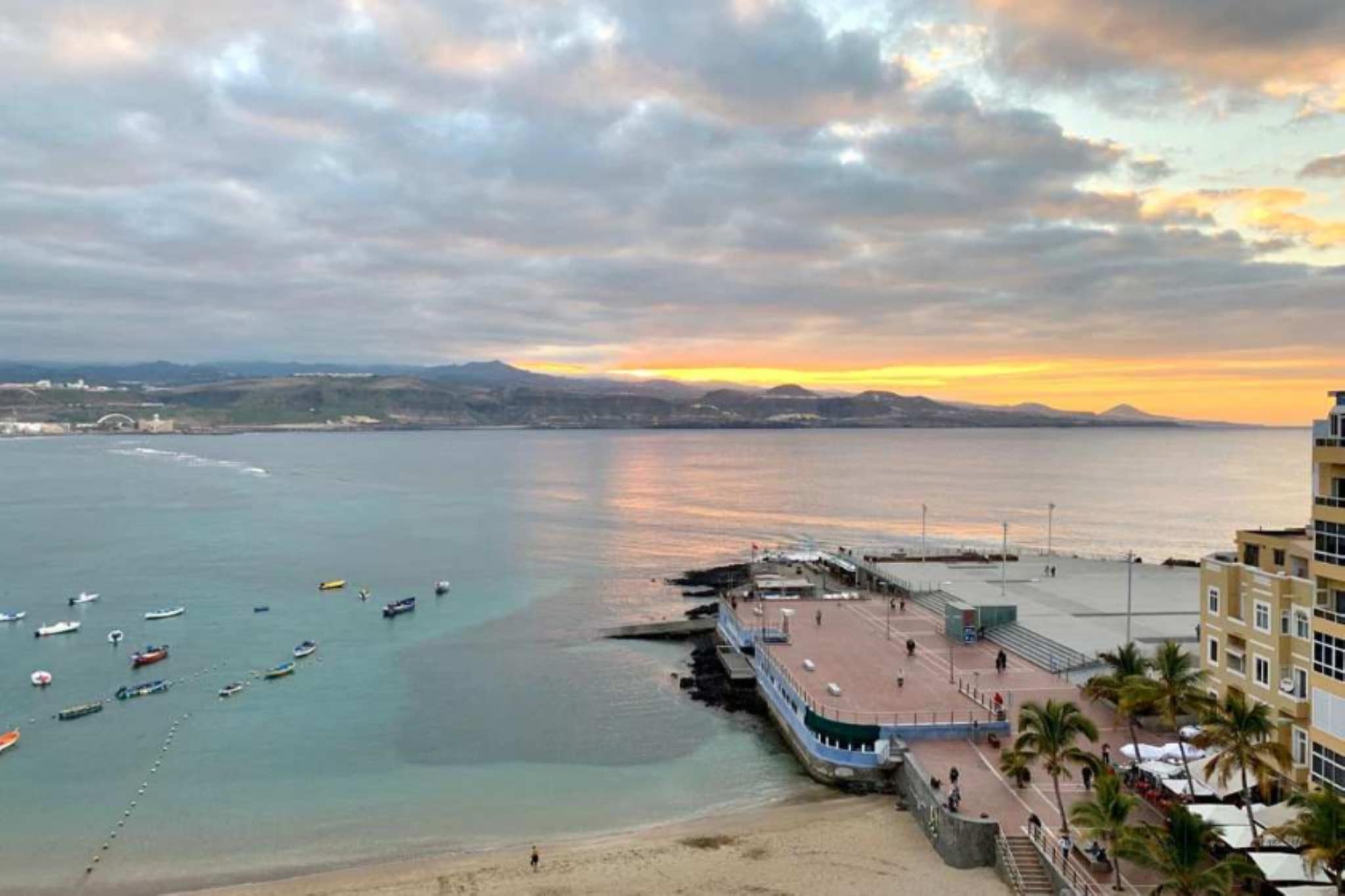 Sunset views over the sea By CanariasGetaway-Extérieur