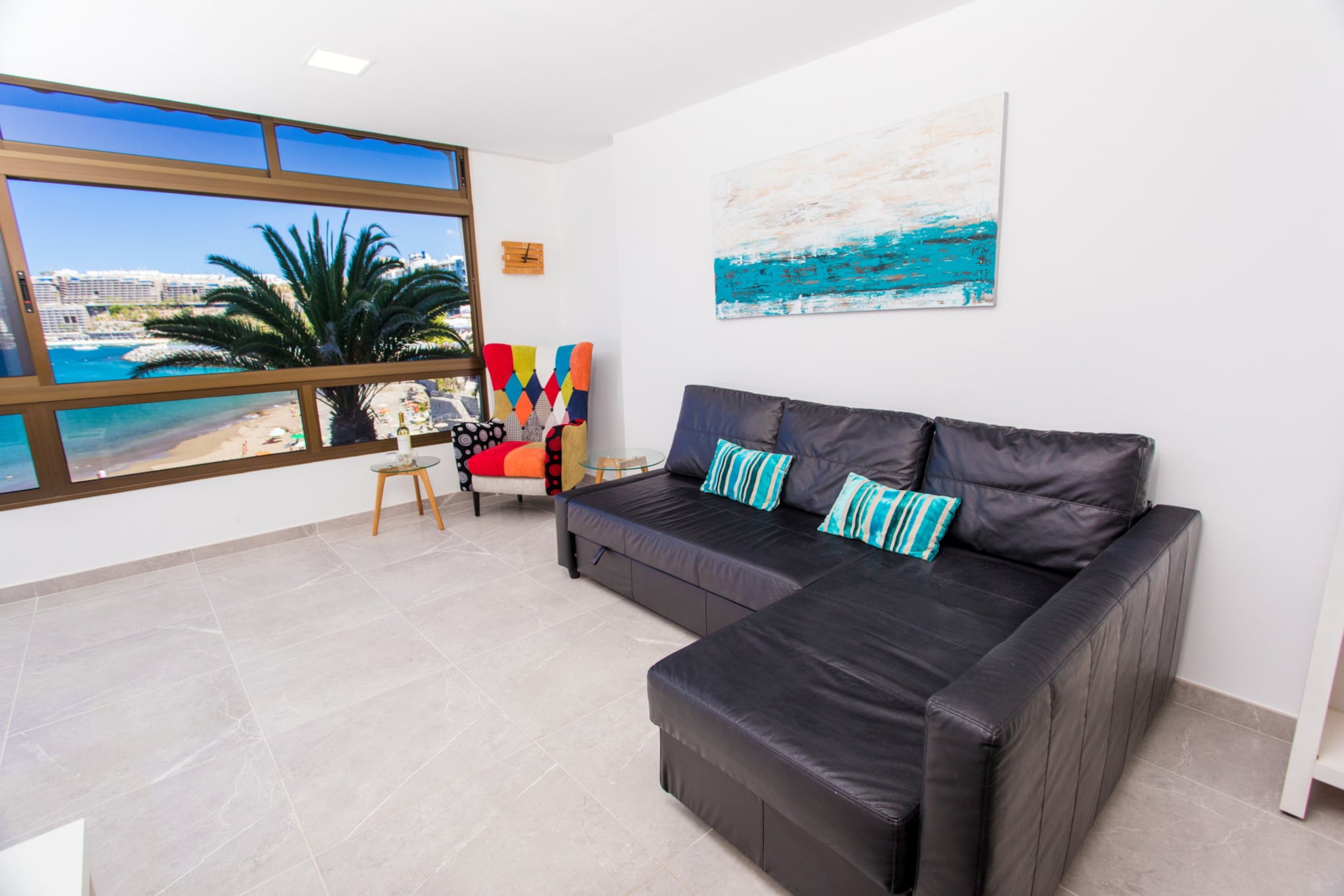 New Patalavaca ocean views By CanariasGetaway-Woonkamer