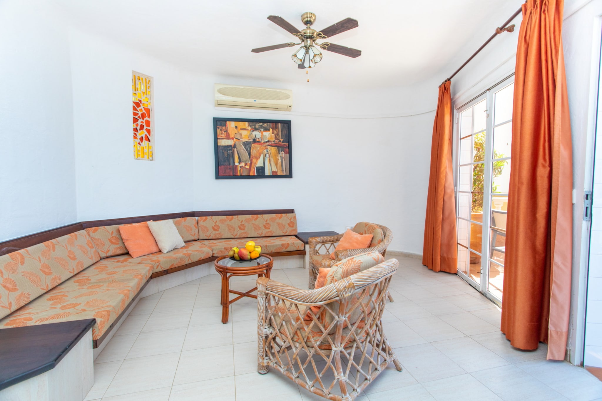 Altamar 28 with terrace&pool By CanariasGetaway-Woonkamer