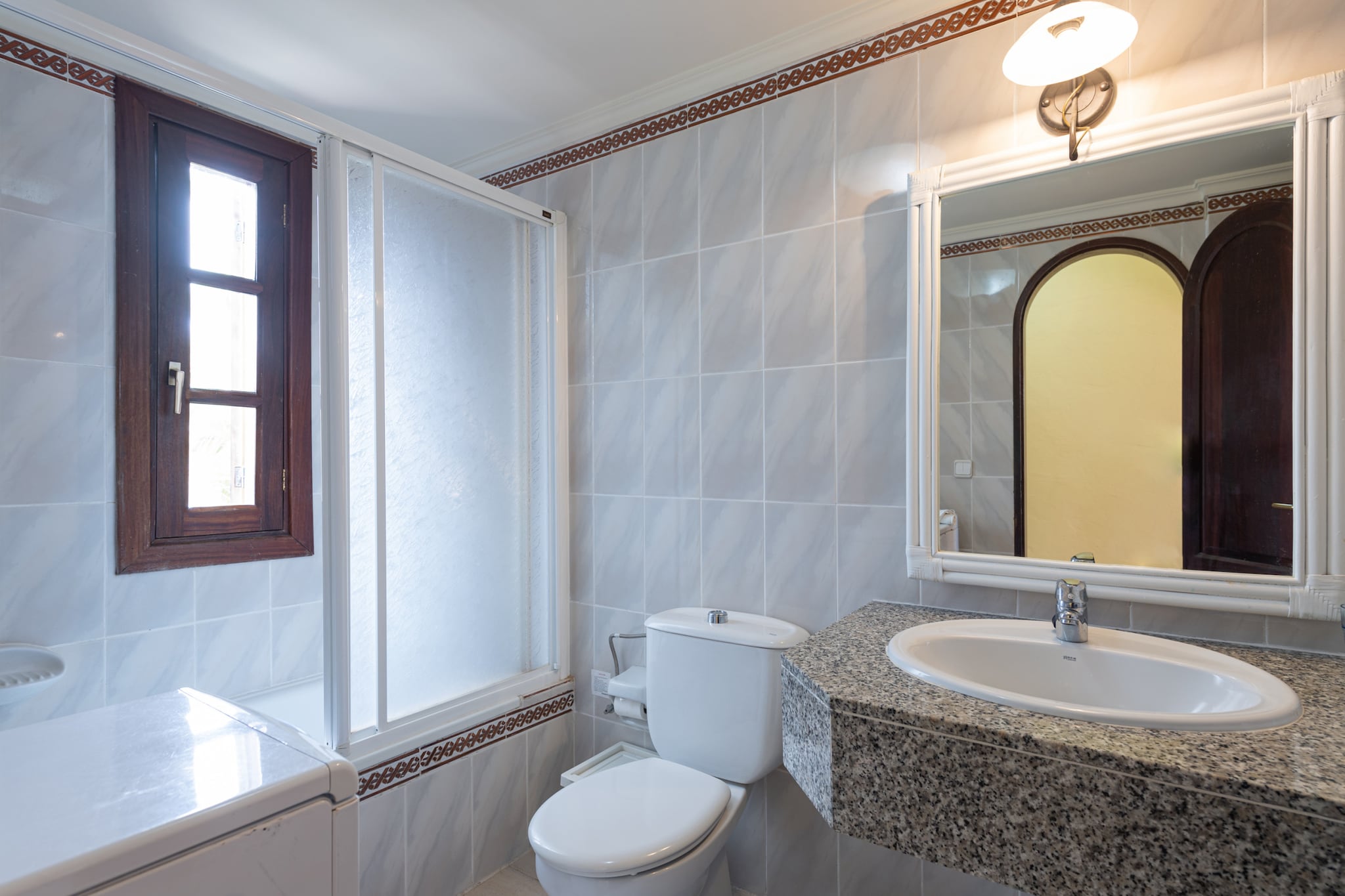 Altamar  52 with balcony&pool By CanariasGetaway-Badkamer