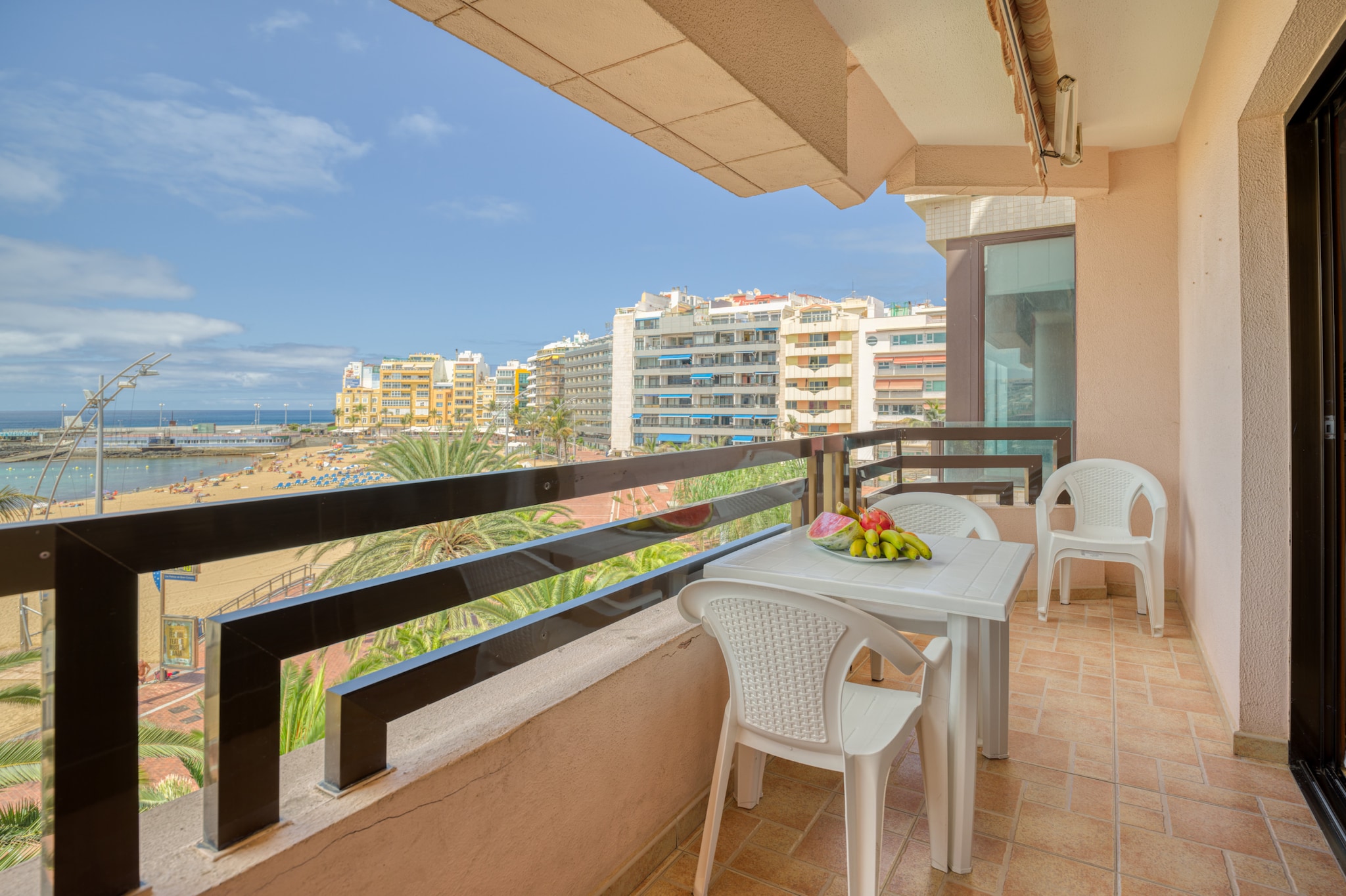 Huge Balcony over Las Canteras By CanariasGetaway-Balcon-terrasse