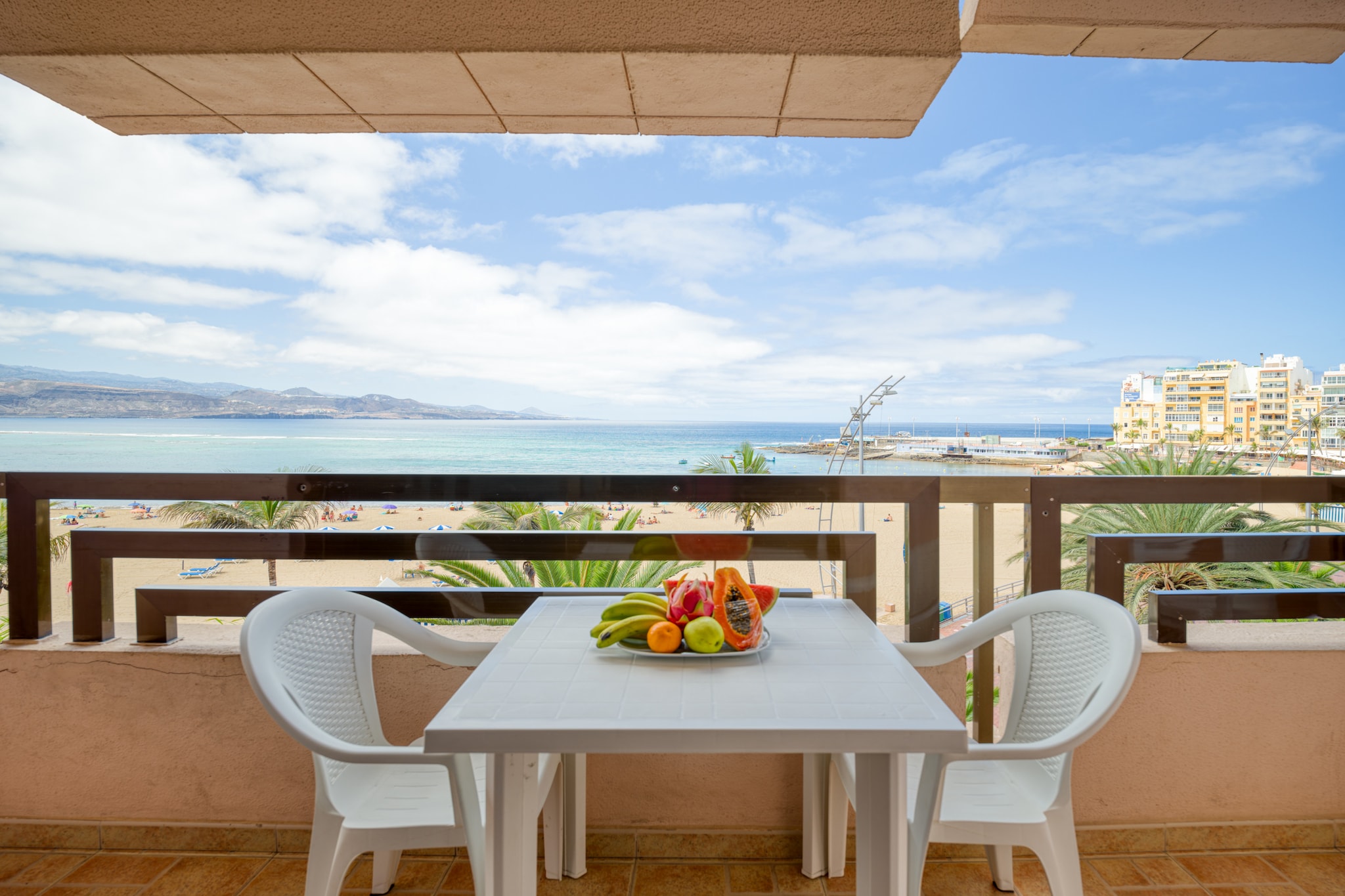 Huge Balcony over Las Canteras By CanariasGetaway-Balcon-terrasse