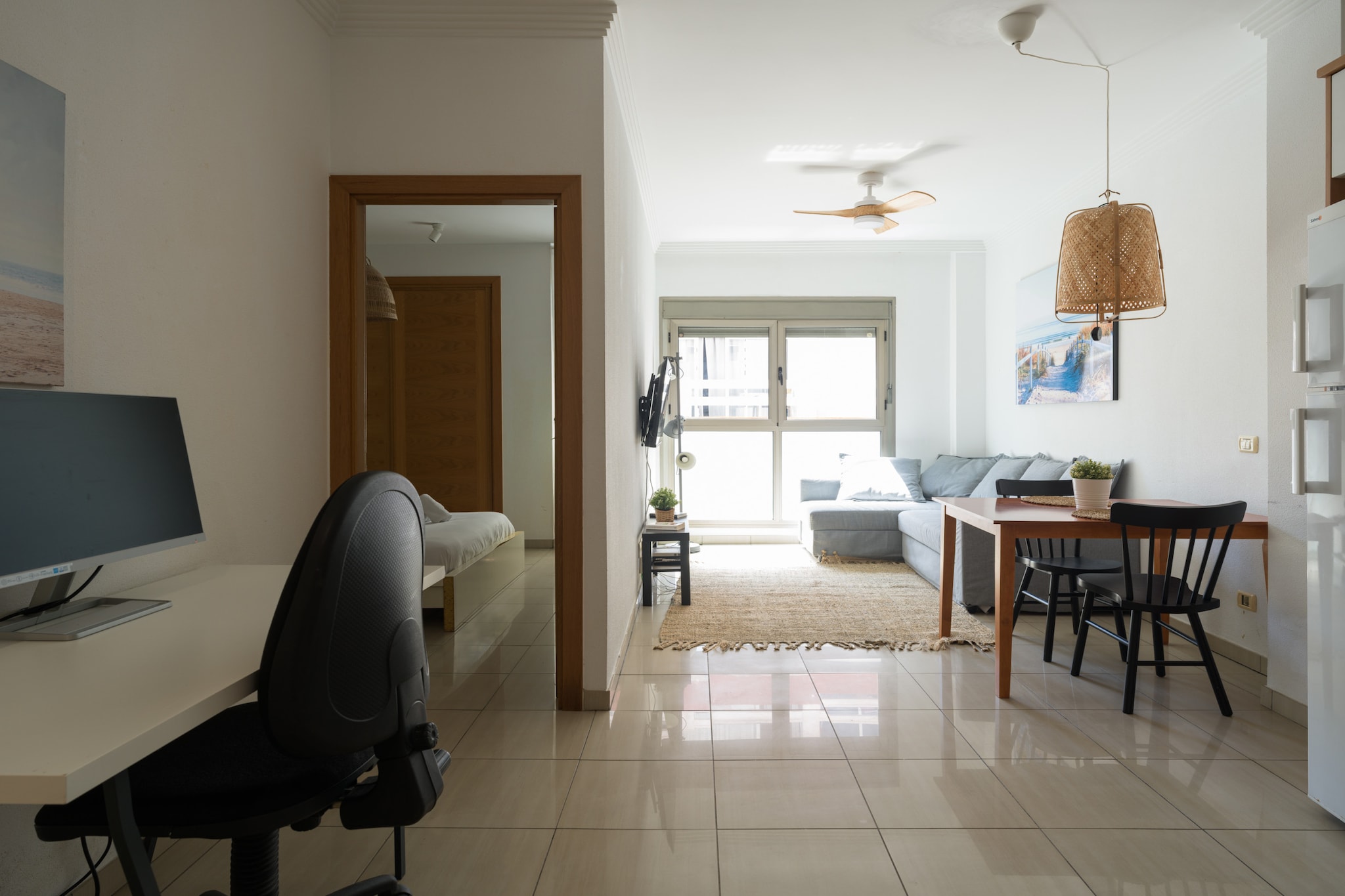 Remote Workers House By CanariasGetaway-Salle à manger