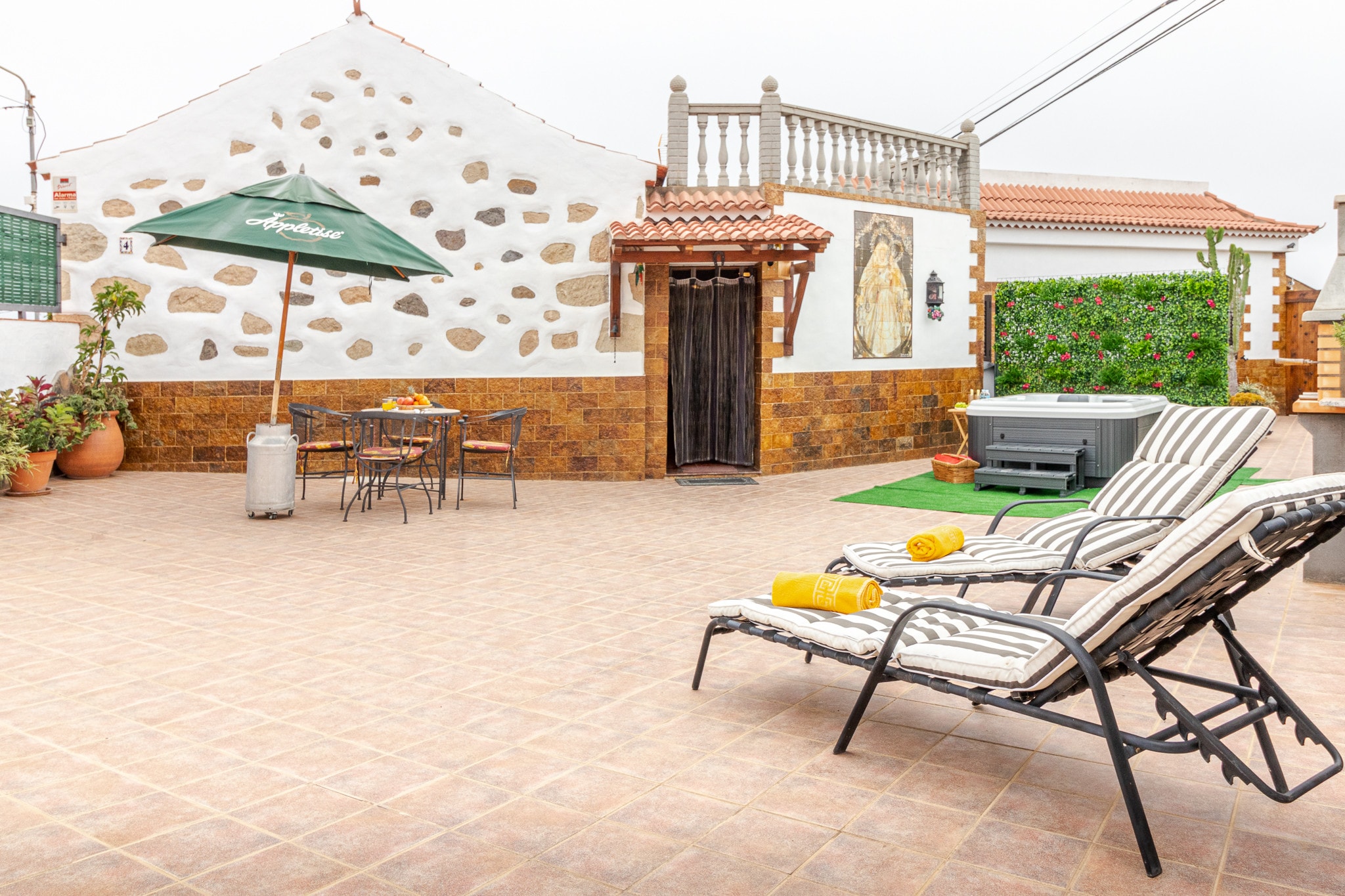Mari House With Jacuzzi and BBQ by CanariasGetaway-Extérieur