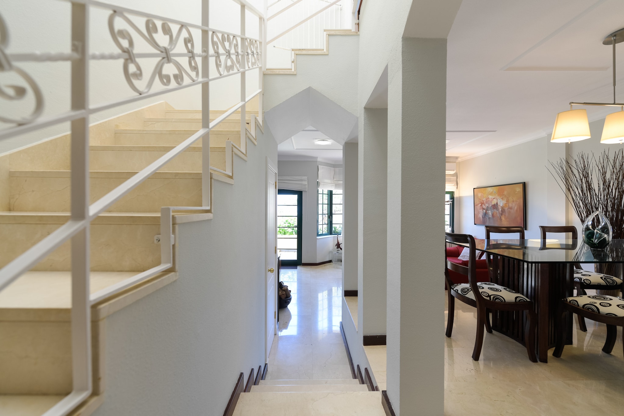 House with cozy garden BBQ and free parking-Palier