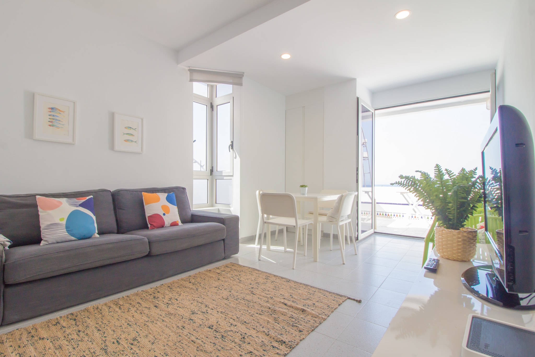 Corner Las Canteras Beach  by Canariasgetaway-Salon