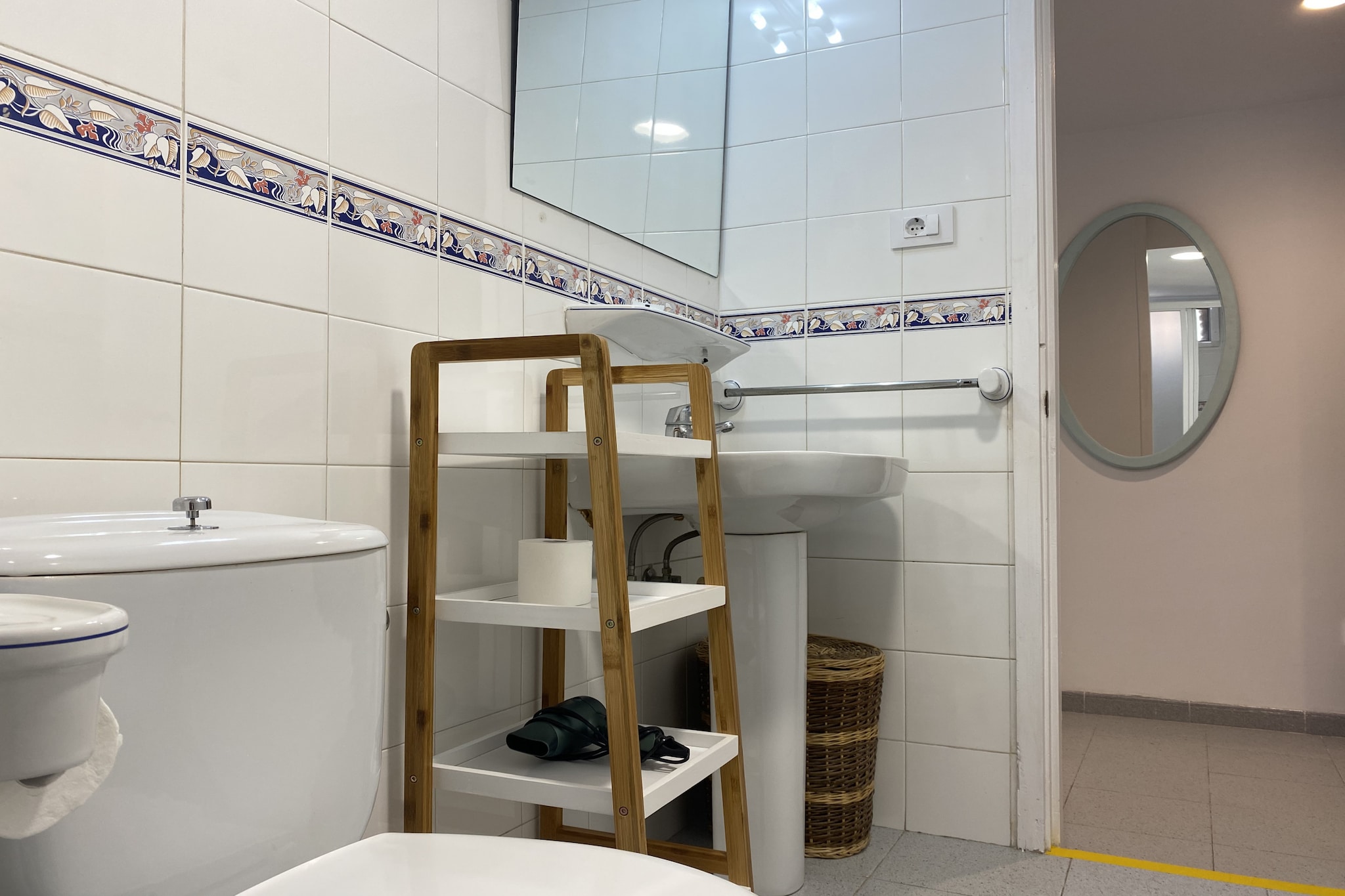 Corner Las Canteras Beach  by Canariasgetaway-Salle de bain