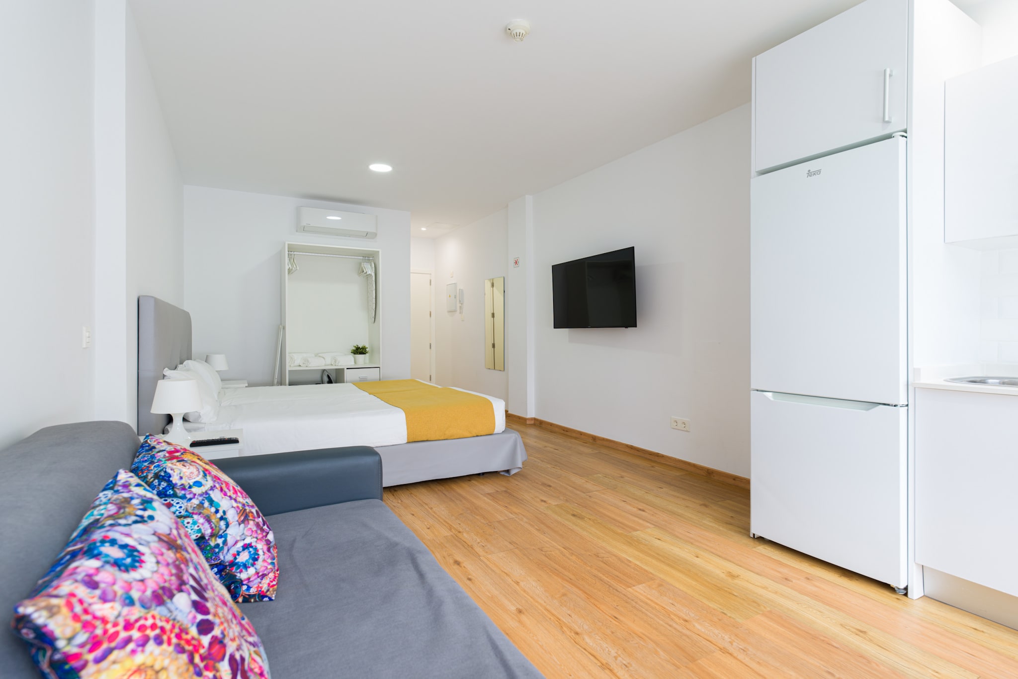 OK Las Canteras 5B by CanariasGetaway-Living room