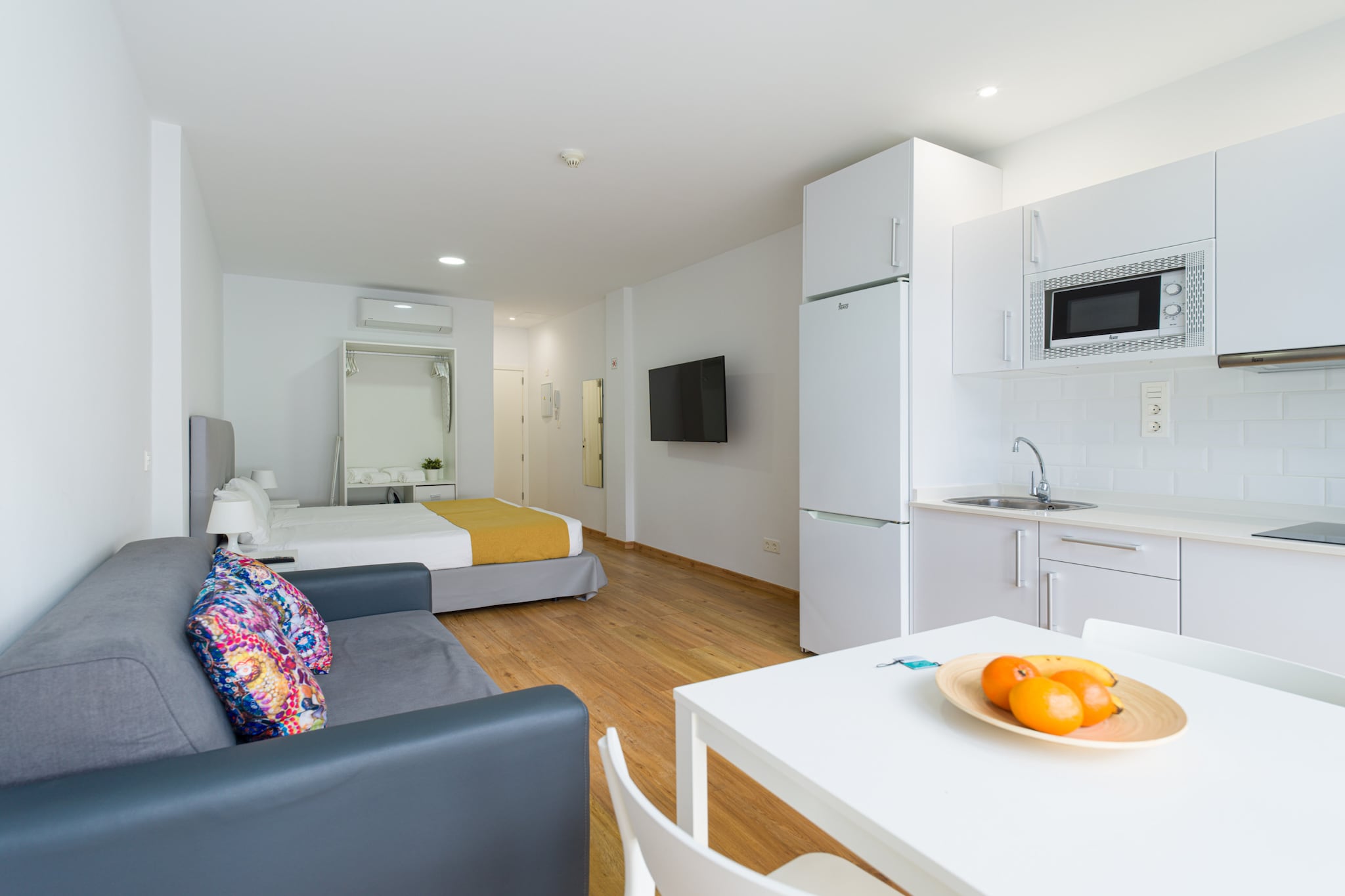 OK Las Canteras 5B by CanariasGetaway-Living room