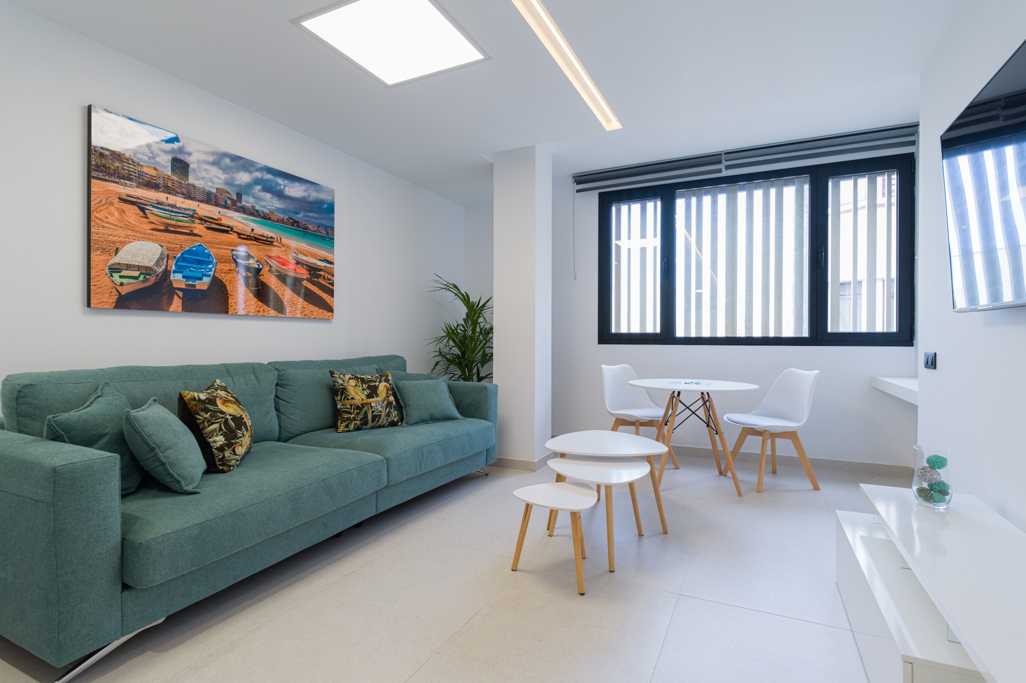 Camden Home By CanariasGetaway-Salon