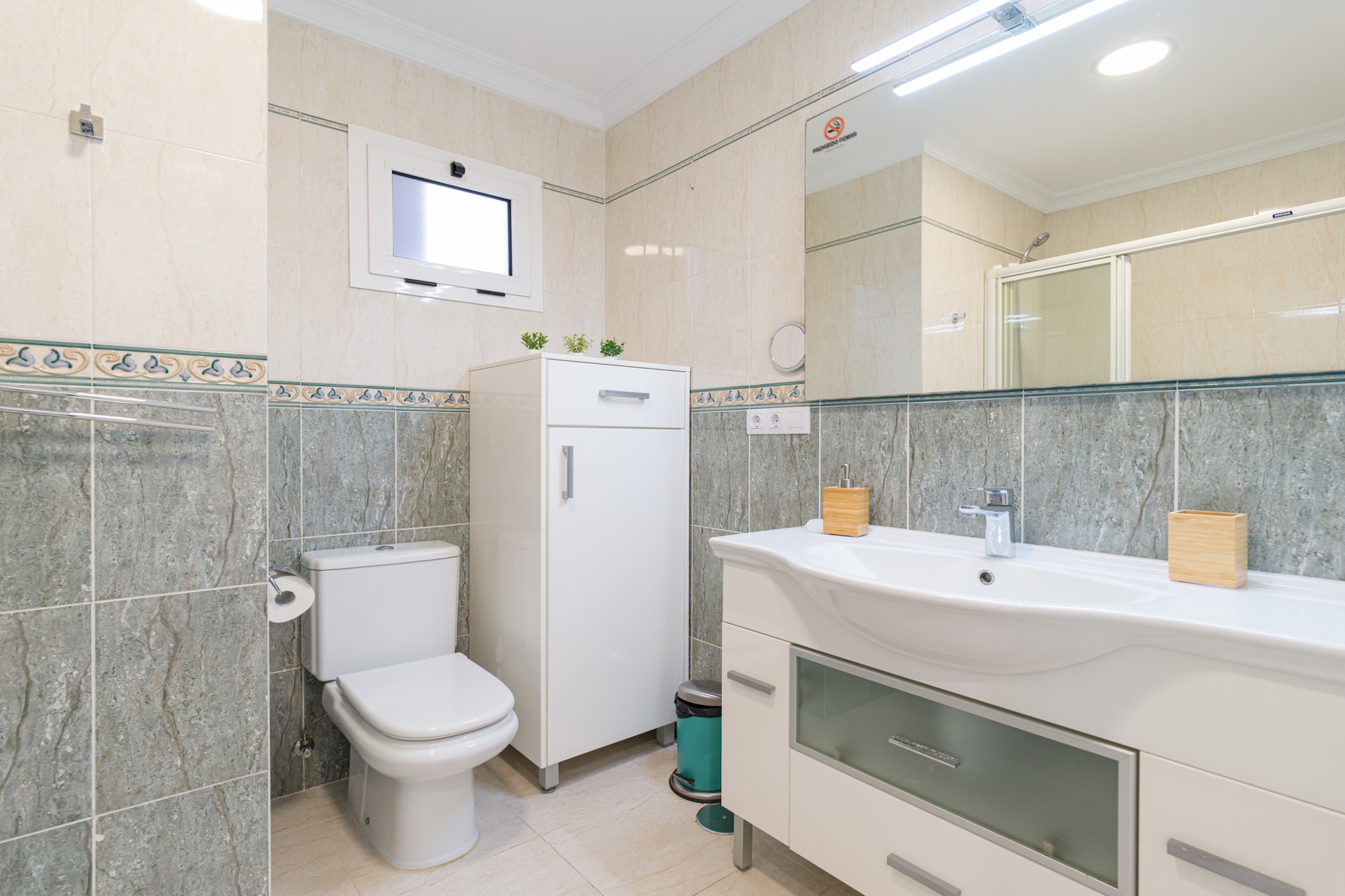 Rejon Home By CanariasGetaway-Bathroom