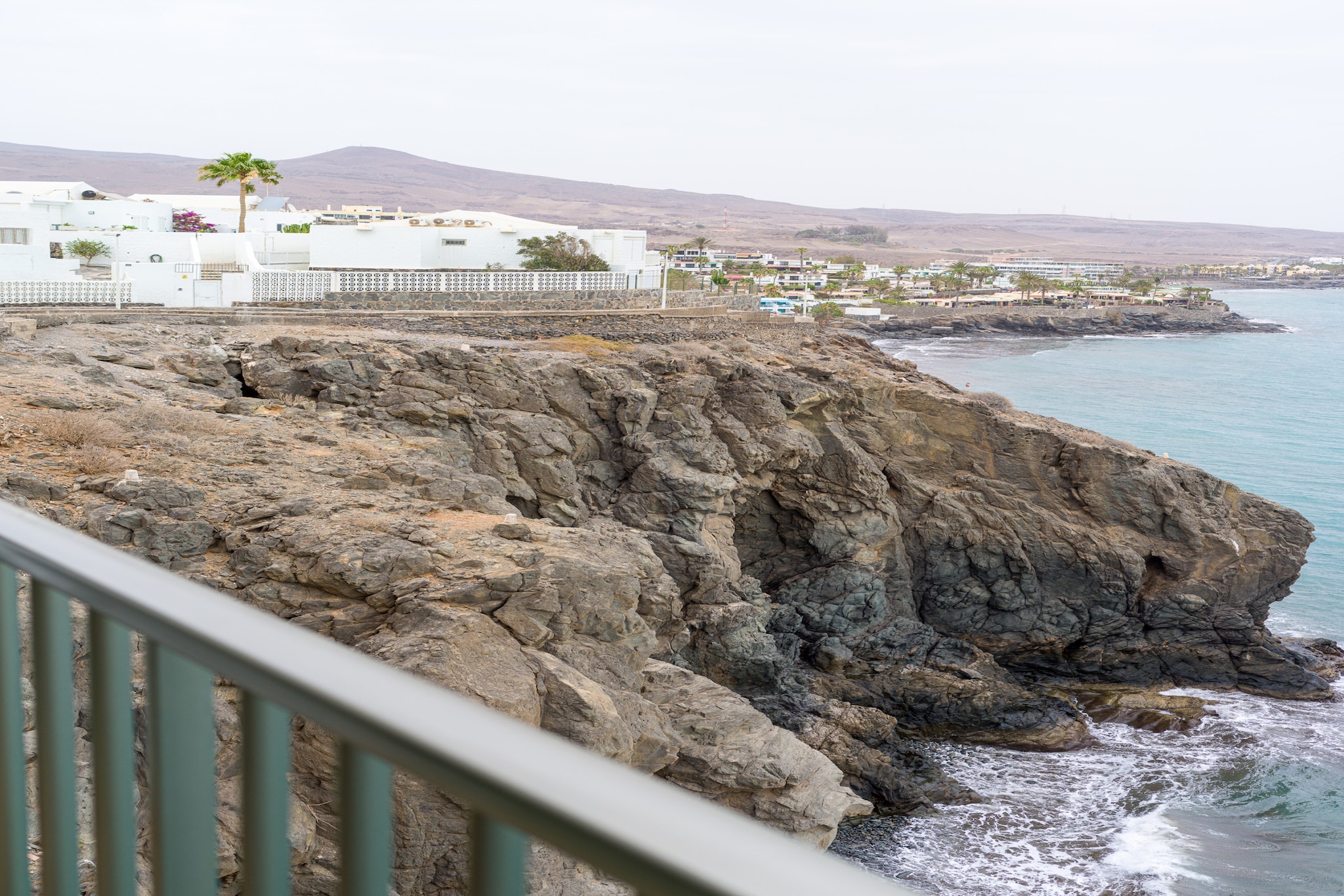 Viewpoint Over The Cliff By CanariasGetaway-Buitenlucht