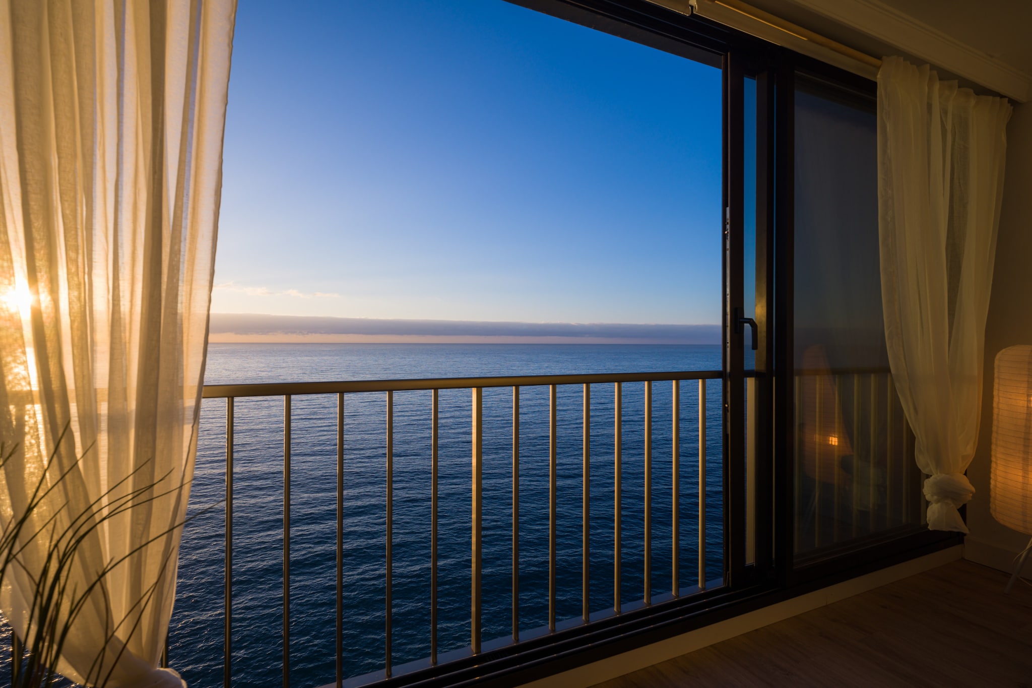 Viewpoint Over The Cliff By CanariasGetaway-Buitenlucht