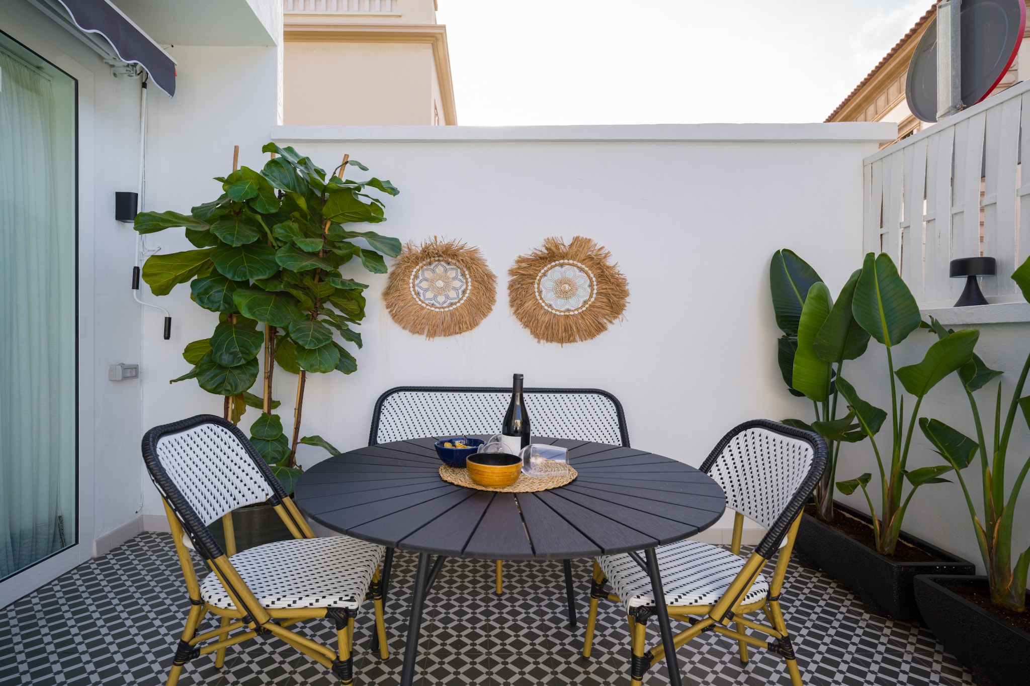Cosmopolitan Design  By CanariasGetaway-Terras