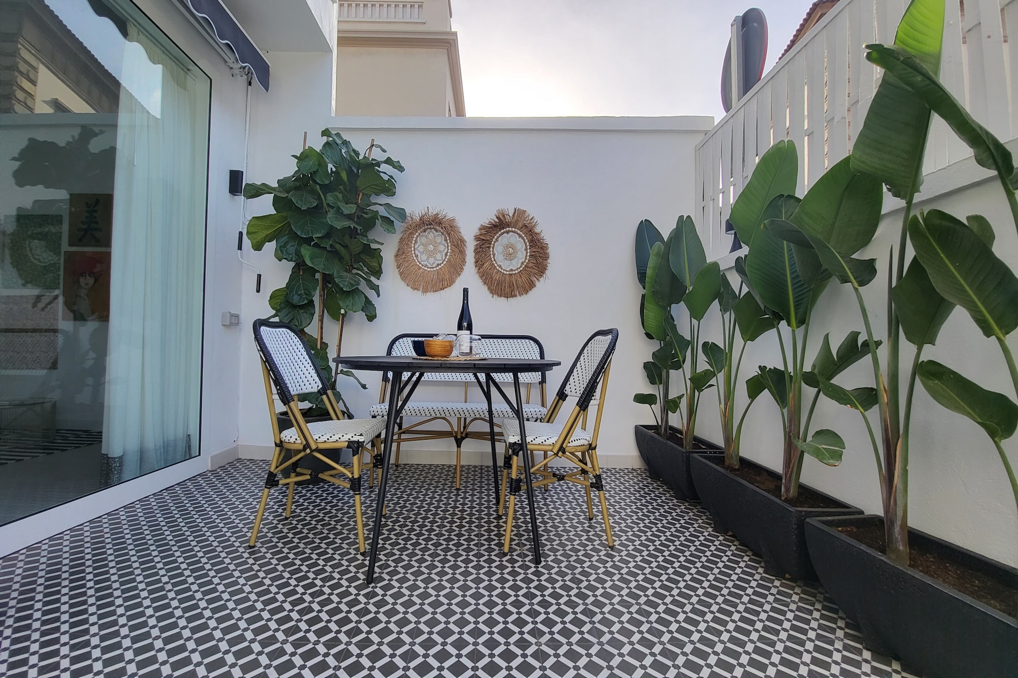 Cosmopolitan Design  By CanariasGetaway-Terras