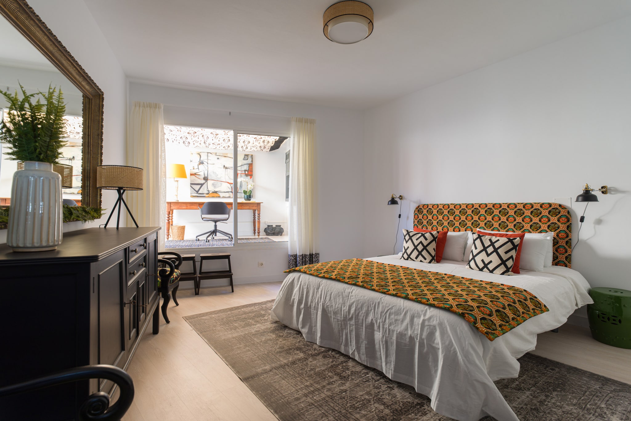 Cosmopolitan Design  By CanariasGetaway