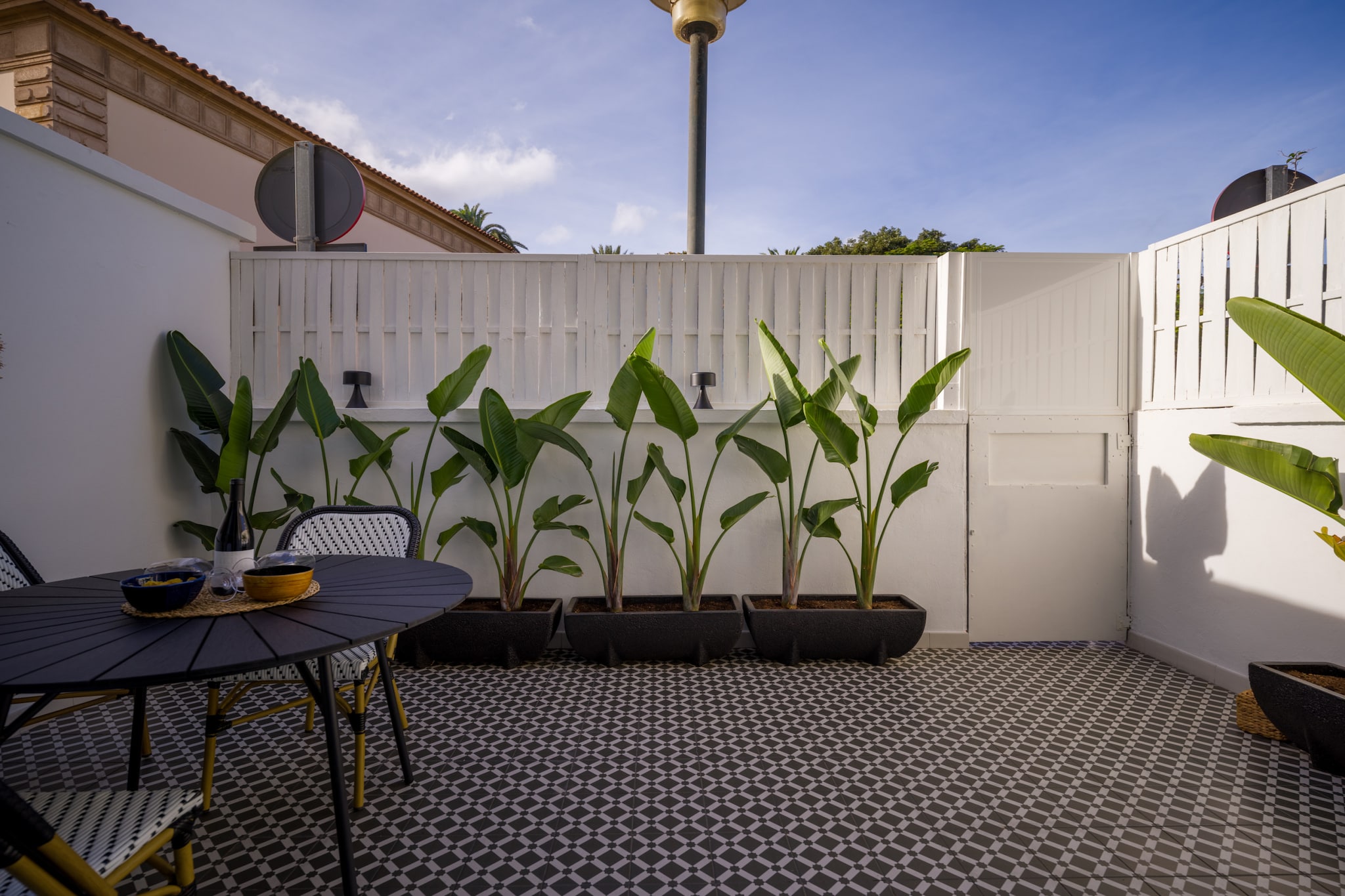 Cosmopolitan Design  By CanariasGetaway-Terras
