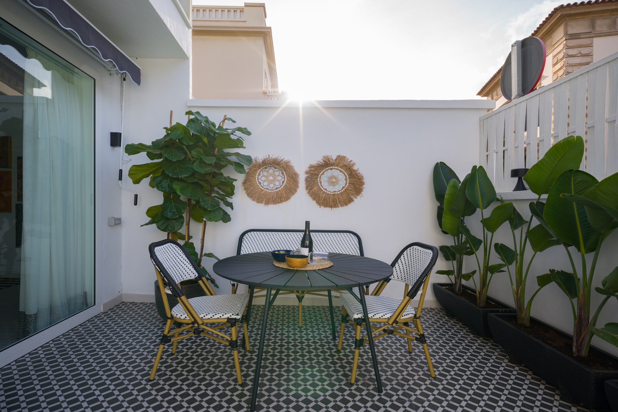 Cosmopolitan Design  By CanariasGetaway-Terras