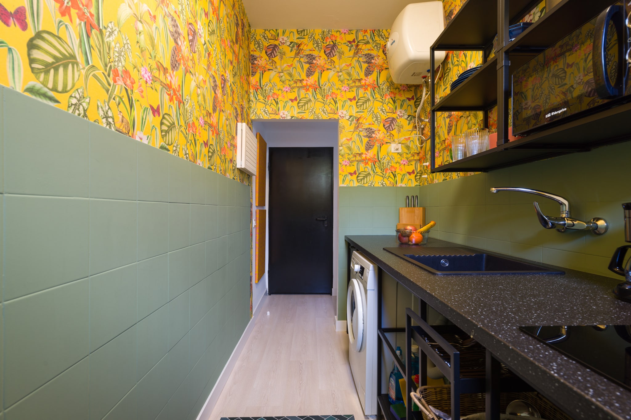 Cosmopolitan Design  By CanariasGetaway-Keuken