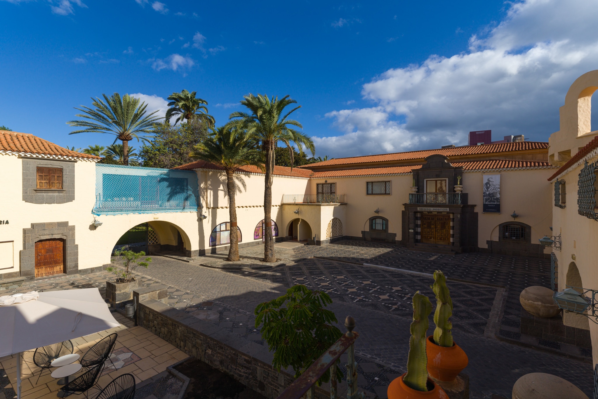 Cosmopolitan Design  By CanariasGetaway-Buitenlucht