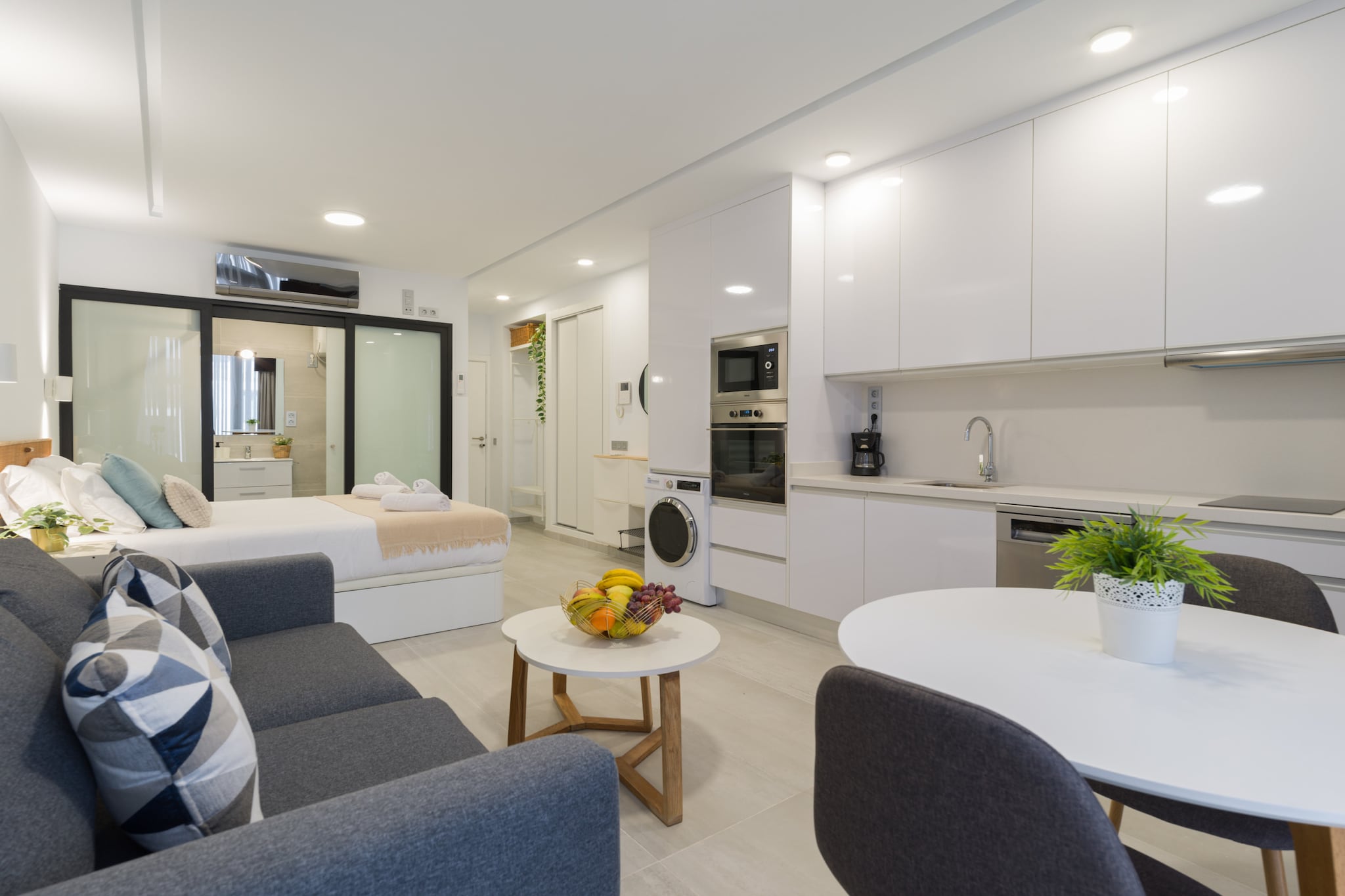 Coral Beach Home By CanariasGetaway-Cuisine