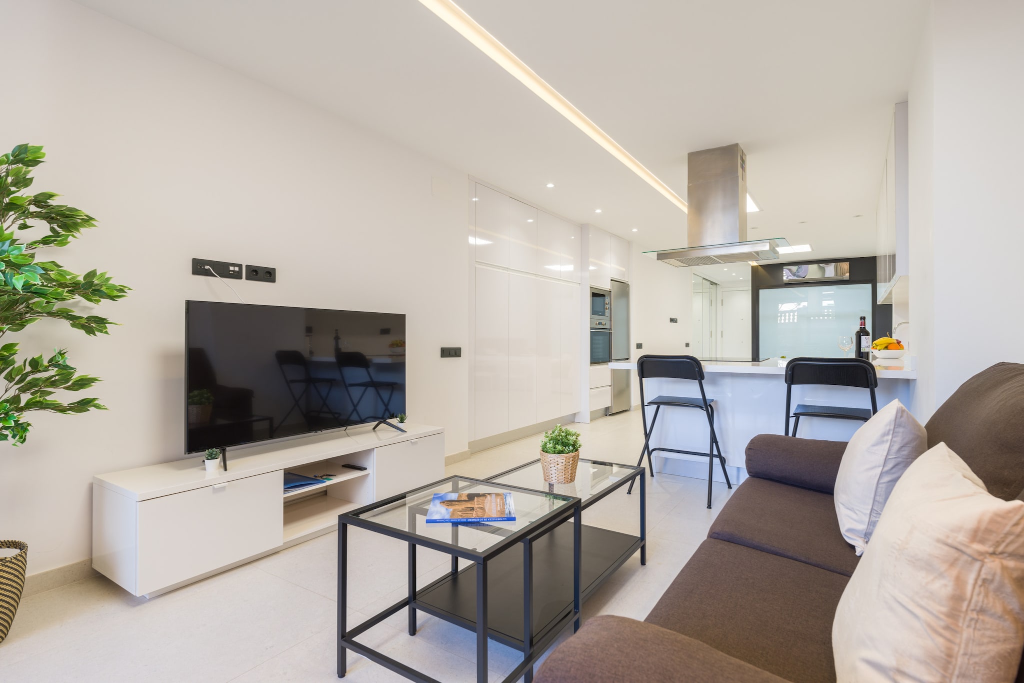 Temple Home By CanariasGetaway-Salon