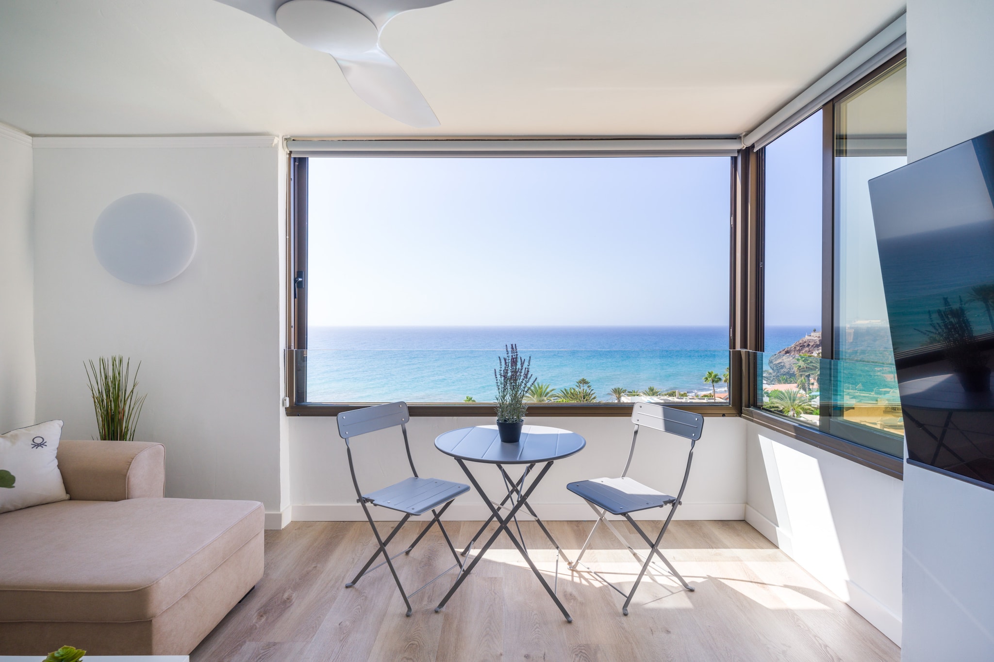 Aguila Beach Ocean View 32 By CanariasGetaway-Eetkamer