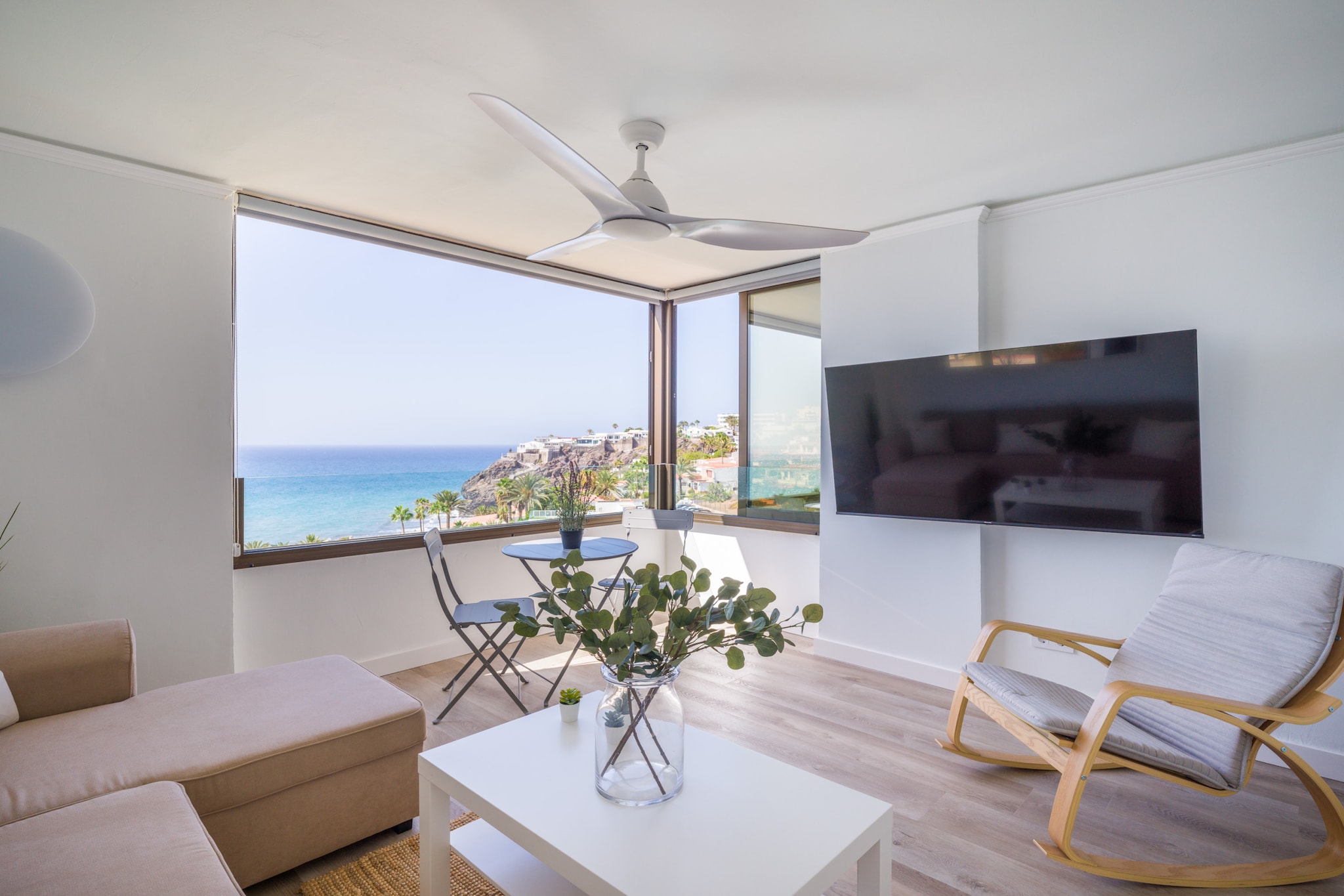 Aguila Beach Ocean View 32 By CanariasGetaway-Woonkamer