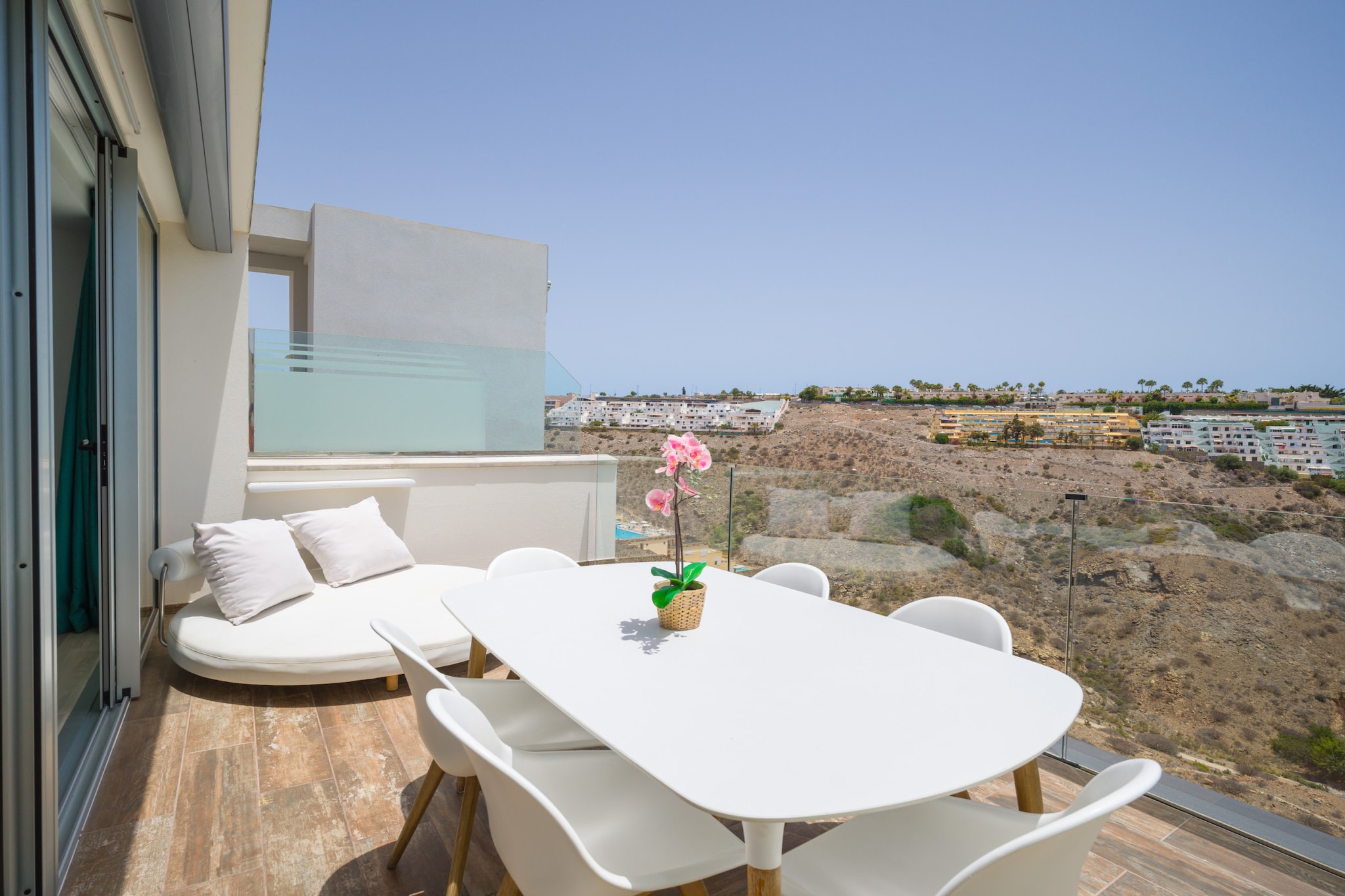 Beyond Amadores 12 By CanariasGetaway-Terras